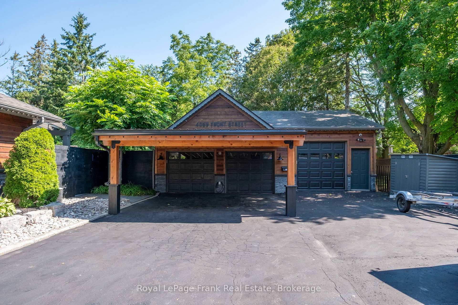 Photo 43 of 4069 Front Street, Uxbridge, Rural Uxbridge — HOMEH