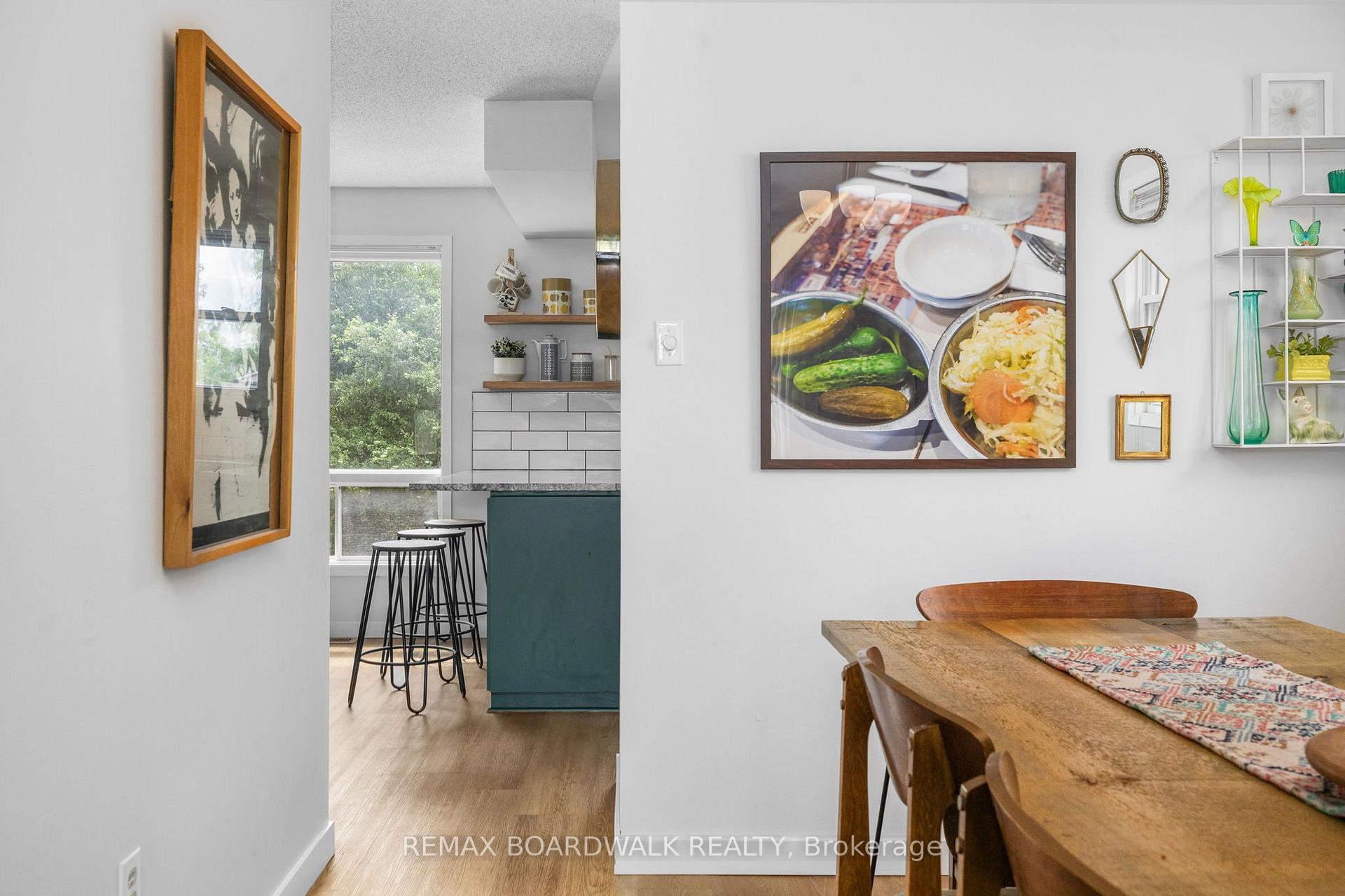 Photo 12 of 8 Jessie Drive, Perth, Perth — HOMEH