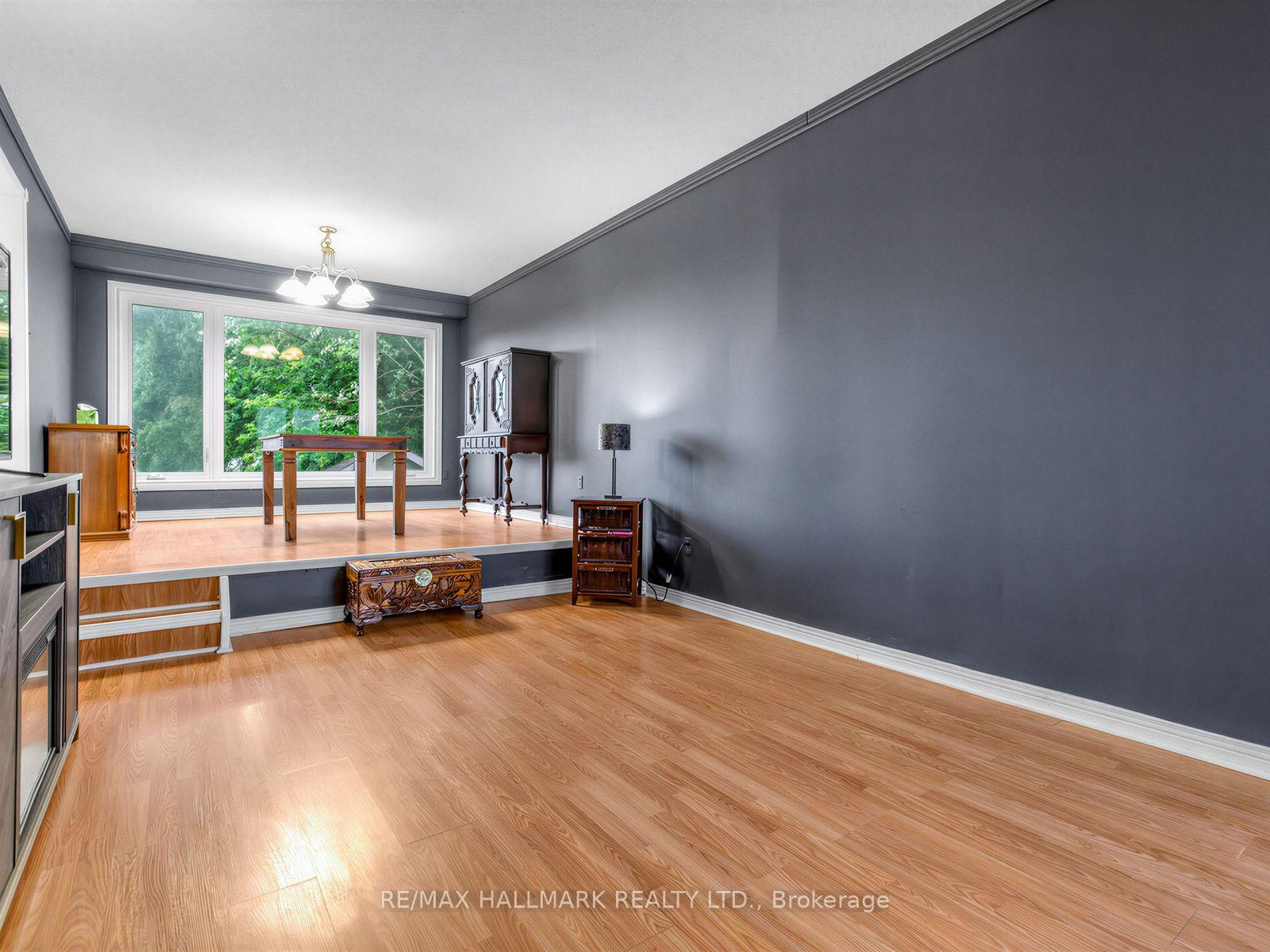 Photo 10 of 1553 Rawlings Drive, Pickering, Liverpool — HOMEH