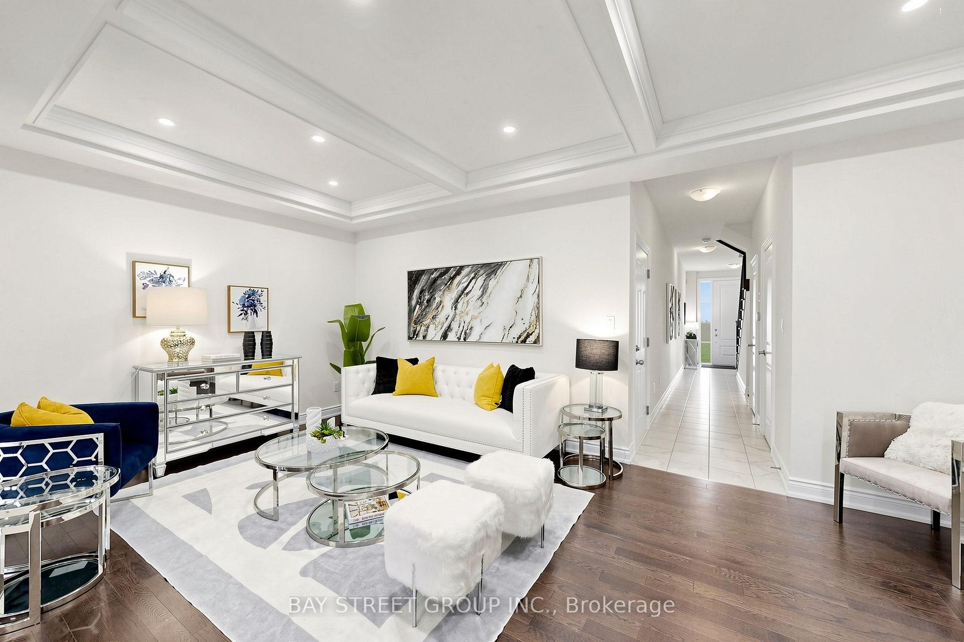 Photo 3 of 42 Bawden Drive, Richmond Hill, Rural Richmond Hill — HOMEH