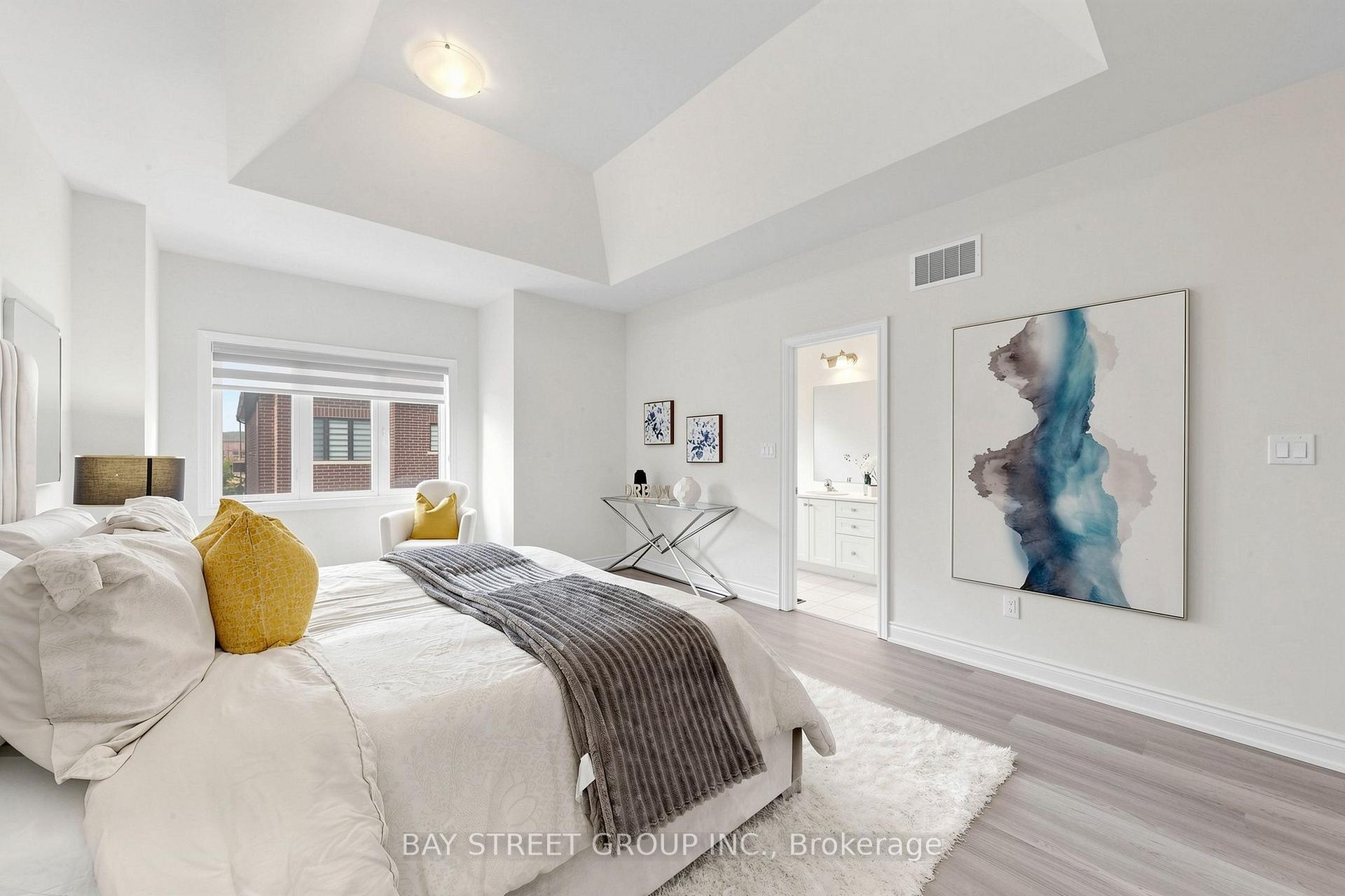 Photo 15 of 42 Bawden Drive, Richmond Hill, Rural Richmond Hill — HOMEH