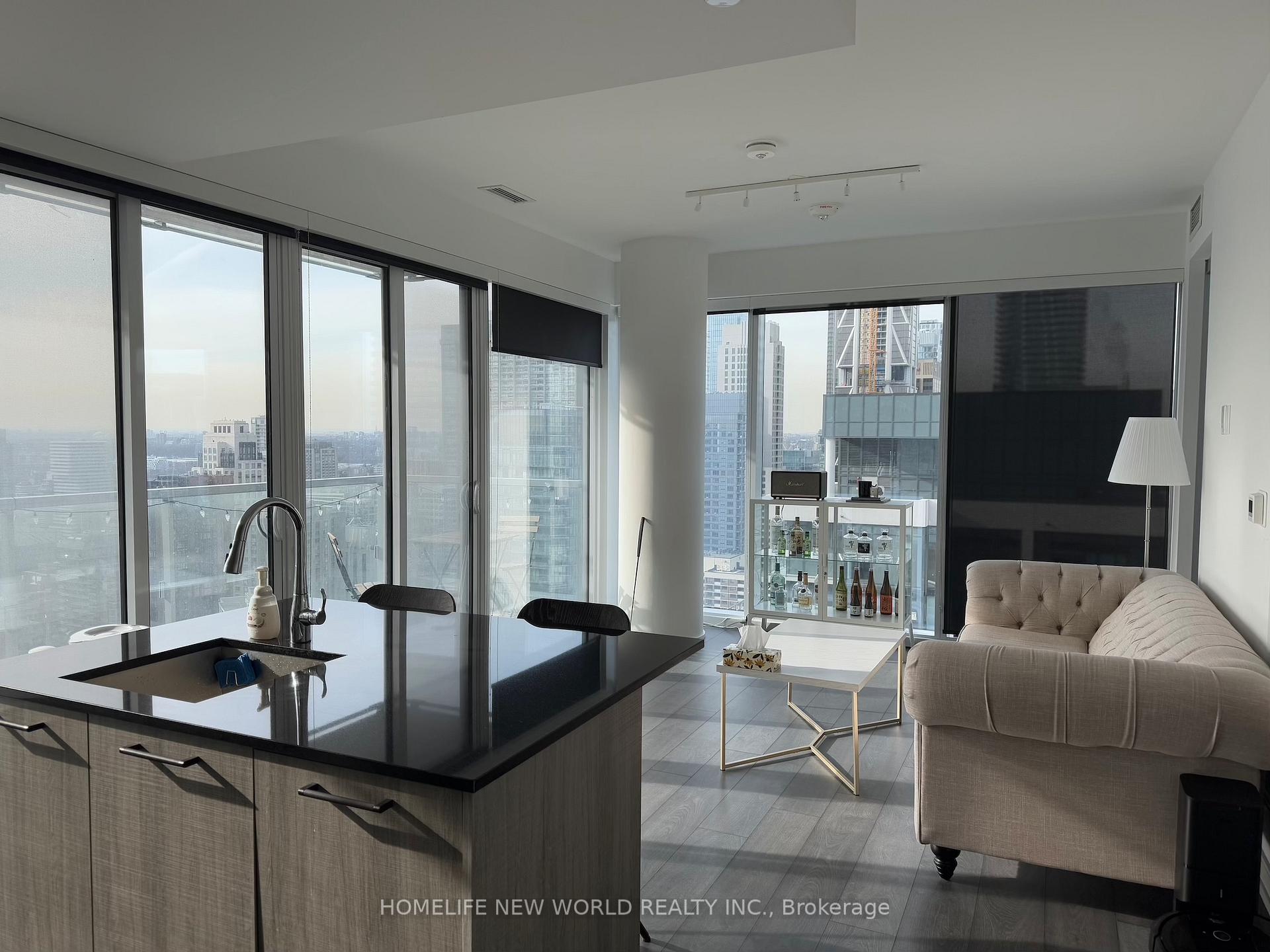 Photo 3 of Unit 4201, 3 Gloucester Street, Toronto, Church-Yonge Corridor — HOMEH