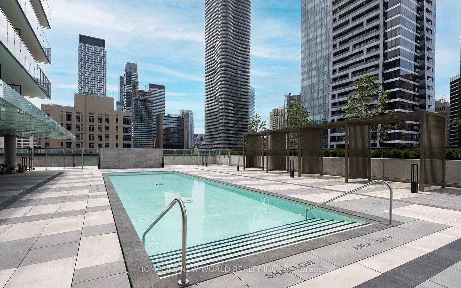 Photo 8 of Unit 4201, 3 Gloucester Street, Toronto, Church-Yonge Corridor — HOMEH