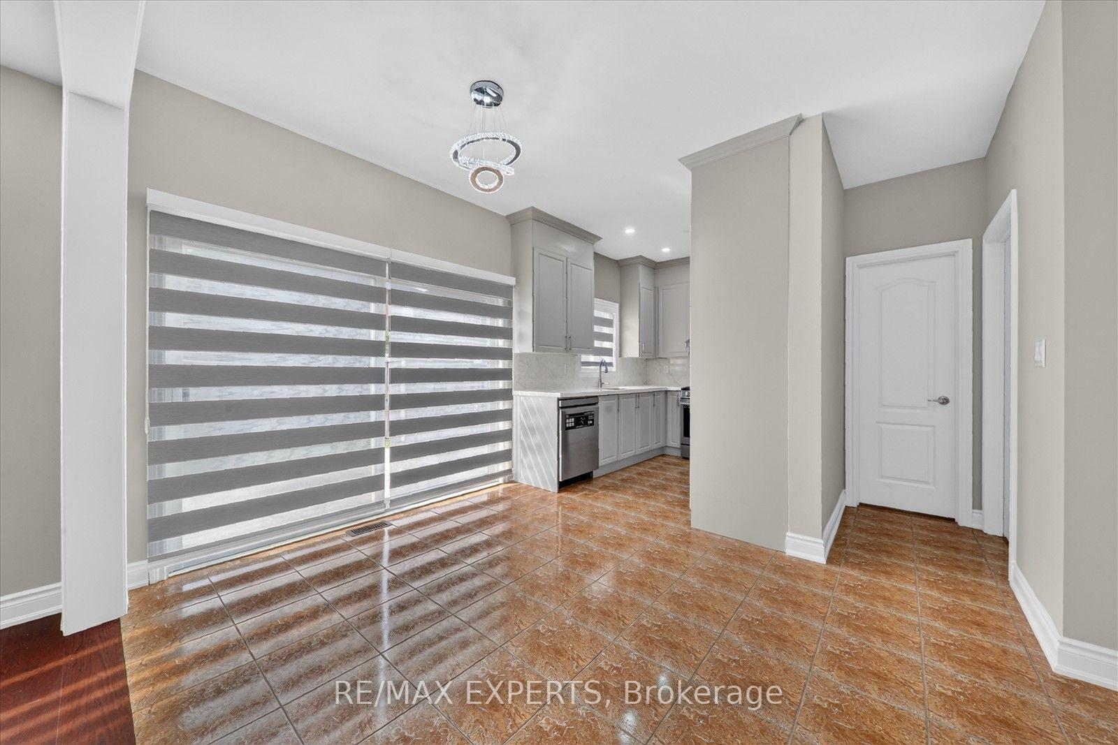 Photo 13 of 22 Arctic Willow Road, Brampton, Sandringham-Wellington — HOMEH