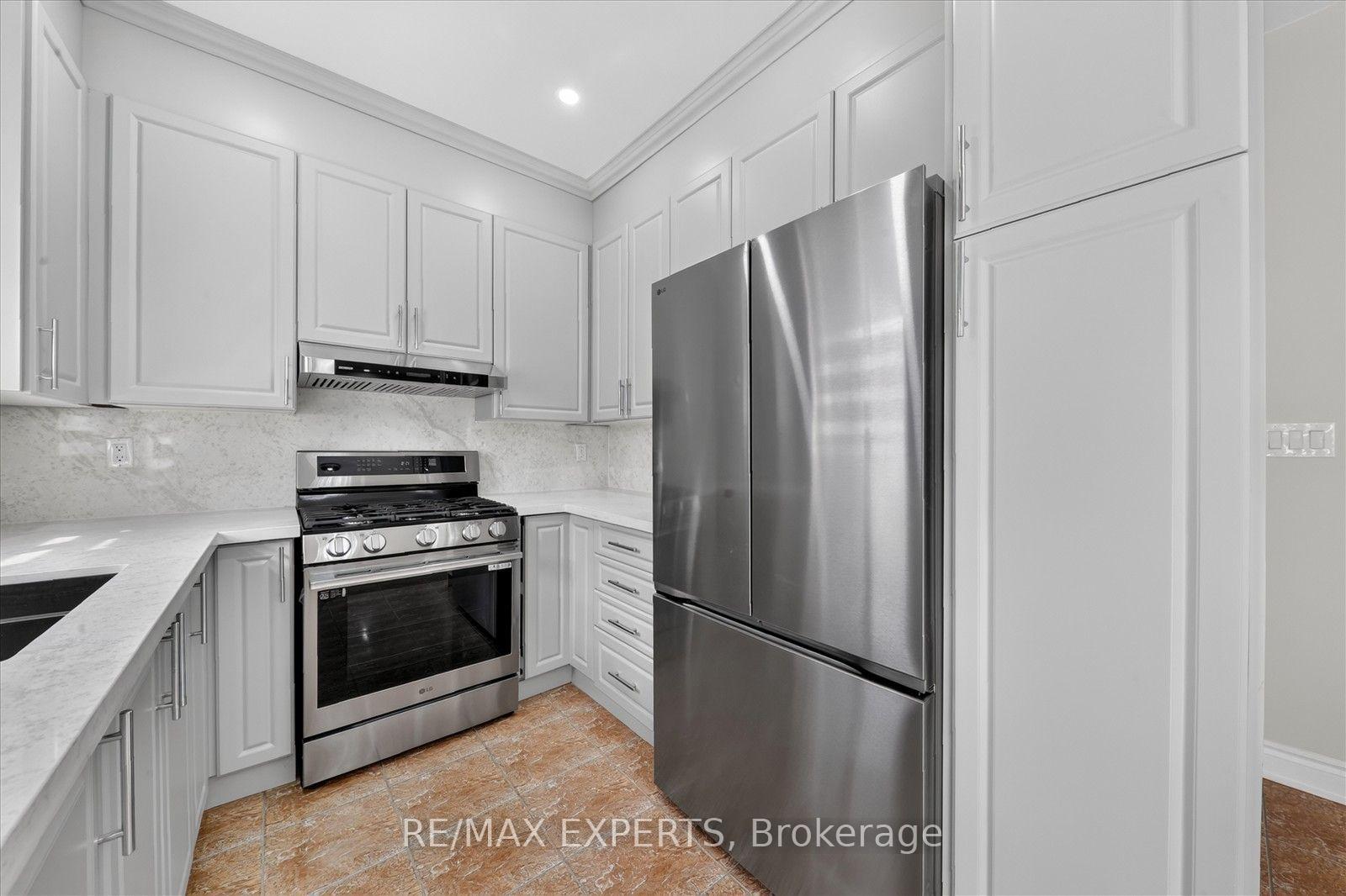 Photo 17 of 22 Arctic Willow Road, Brampton, Sandringham-Wellington — HOMEH
