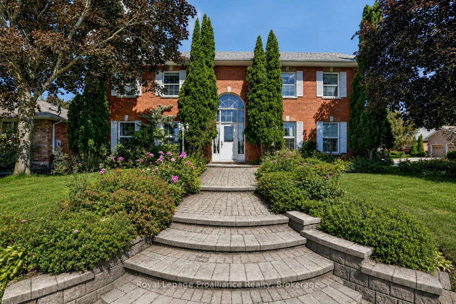 Photo 5 of 1664 Forster Avenue, Peterborough, Otonabee Ward 1 — HOMEH