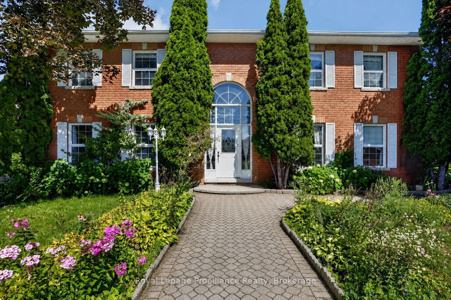 Photo 8 of 1664 Forster Avenue, Peterborough, Otonabee Ward 1 — HOMEH