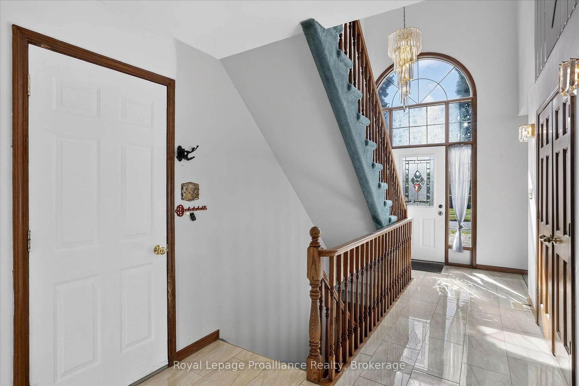 Photo 38 of 1664 Forster Avenue, Peterborough, Otonabee Ward 1 — HOMEH