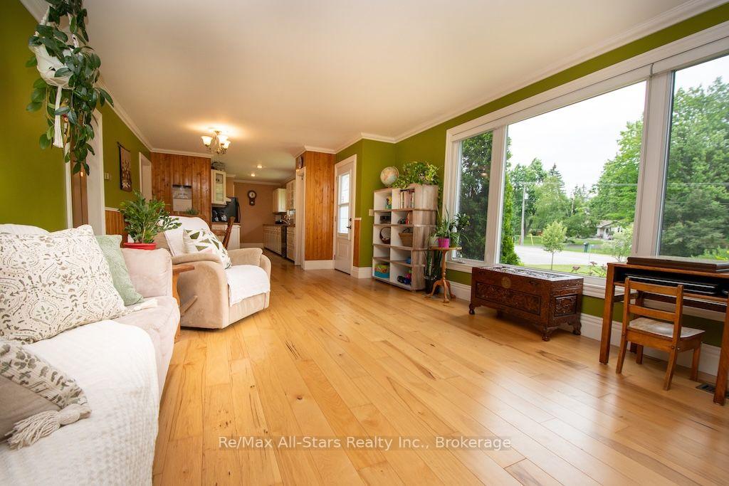 Photo 5 of 1571 Elm Tree Road, Kawartha Lakes, Lindsay — HOMEH
