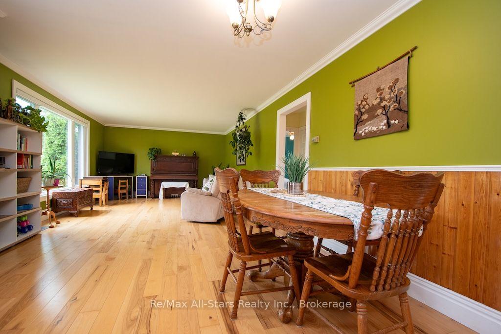 Photo 7 of 1571 Elm Tree Road, Kawartha Lakes, Lindsay — HOMEH