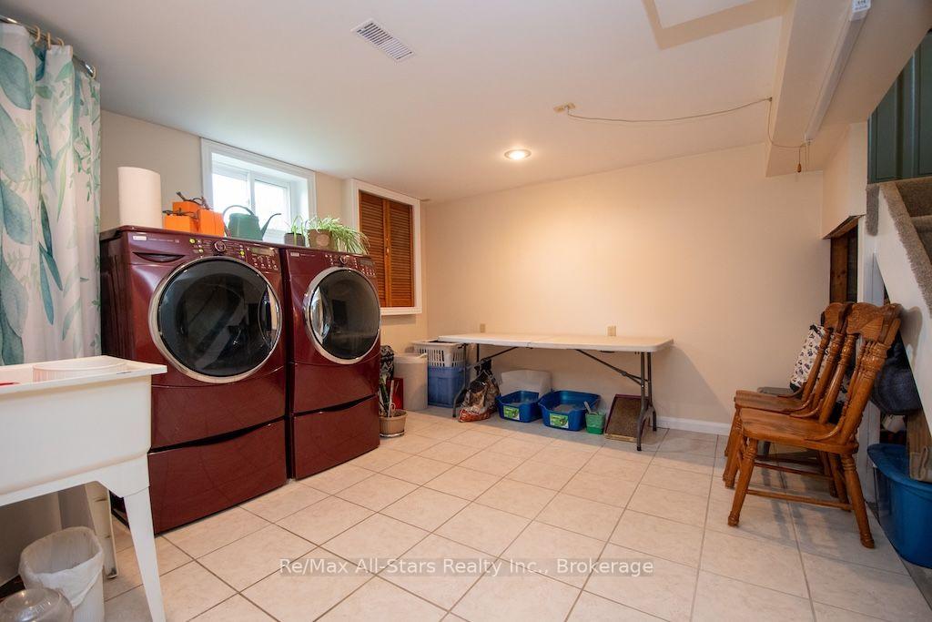 Photo 27 of 1571 Elm Tree Road, Kawartha Lakes, Lindsay — HOMEH