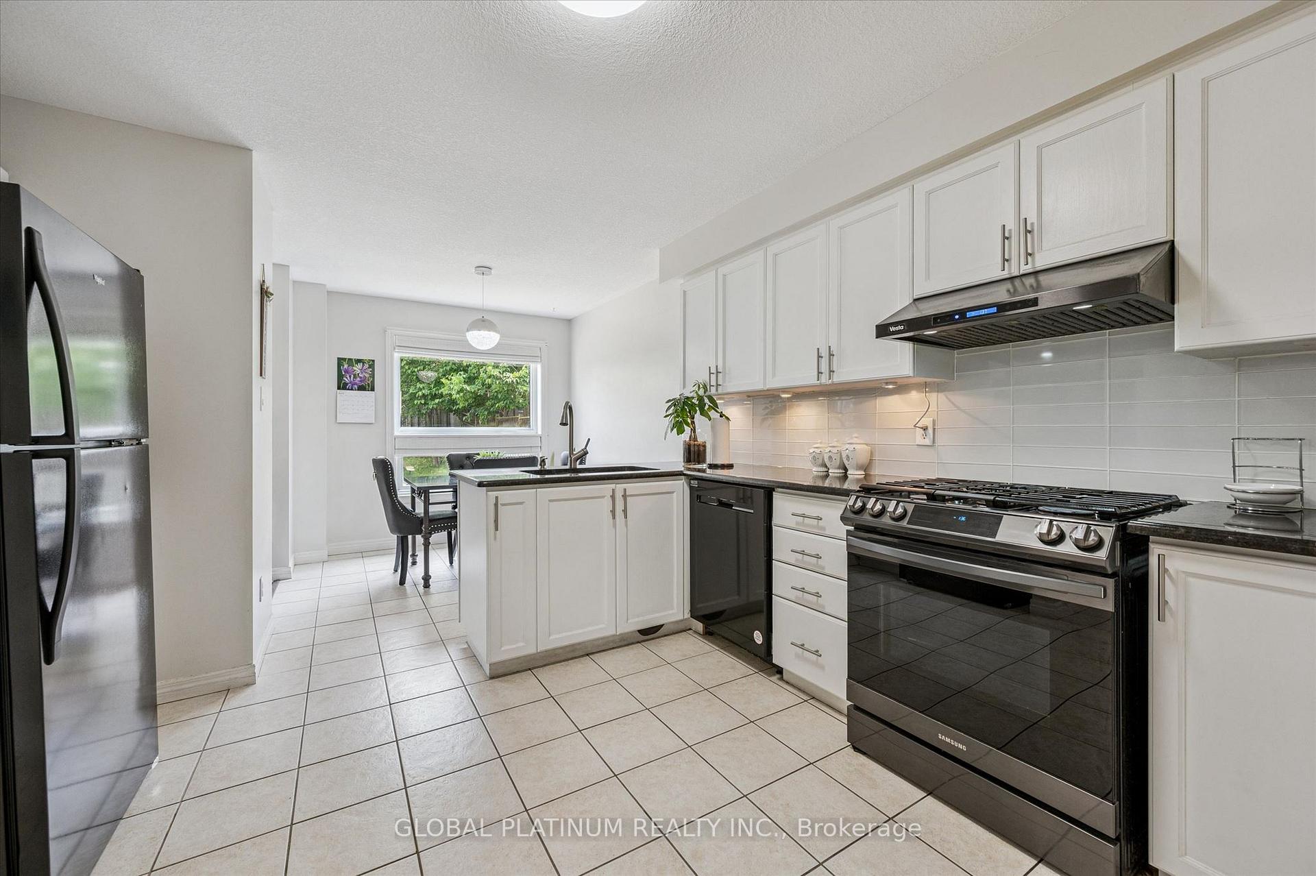 Photo 12 of 244 Doon South Drive, Kitchener, Doon South — HOMEH