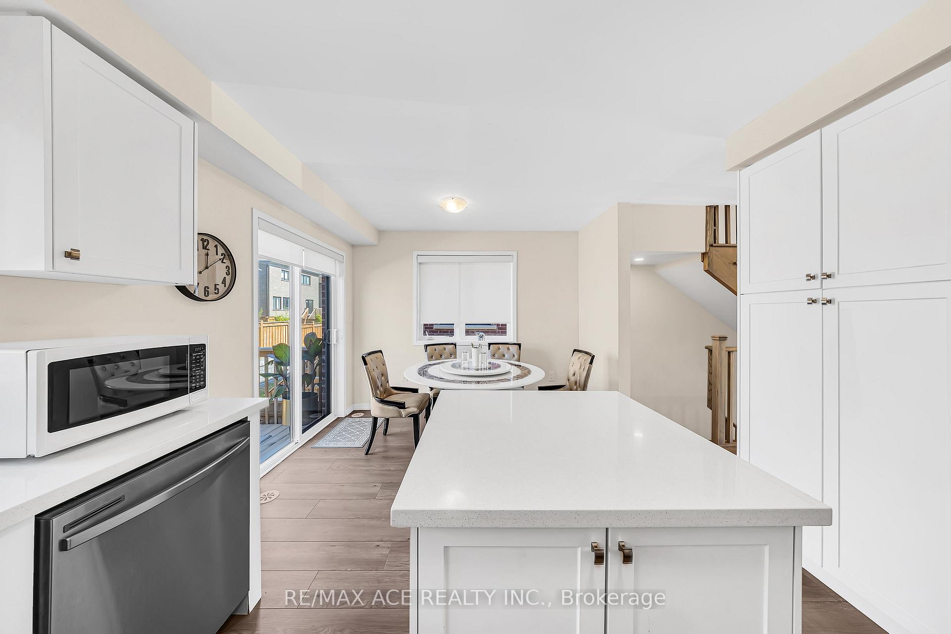 Photo 10 of 1344 Bradenton Path, Oshawa, Eastdale — HOMEH