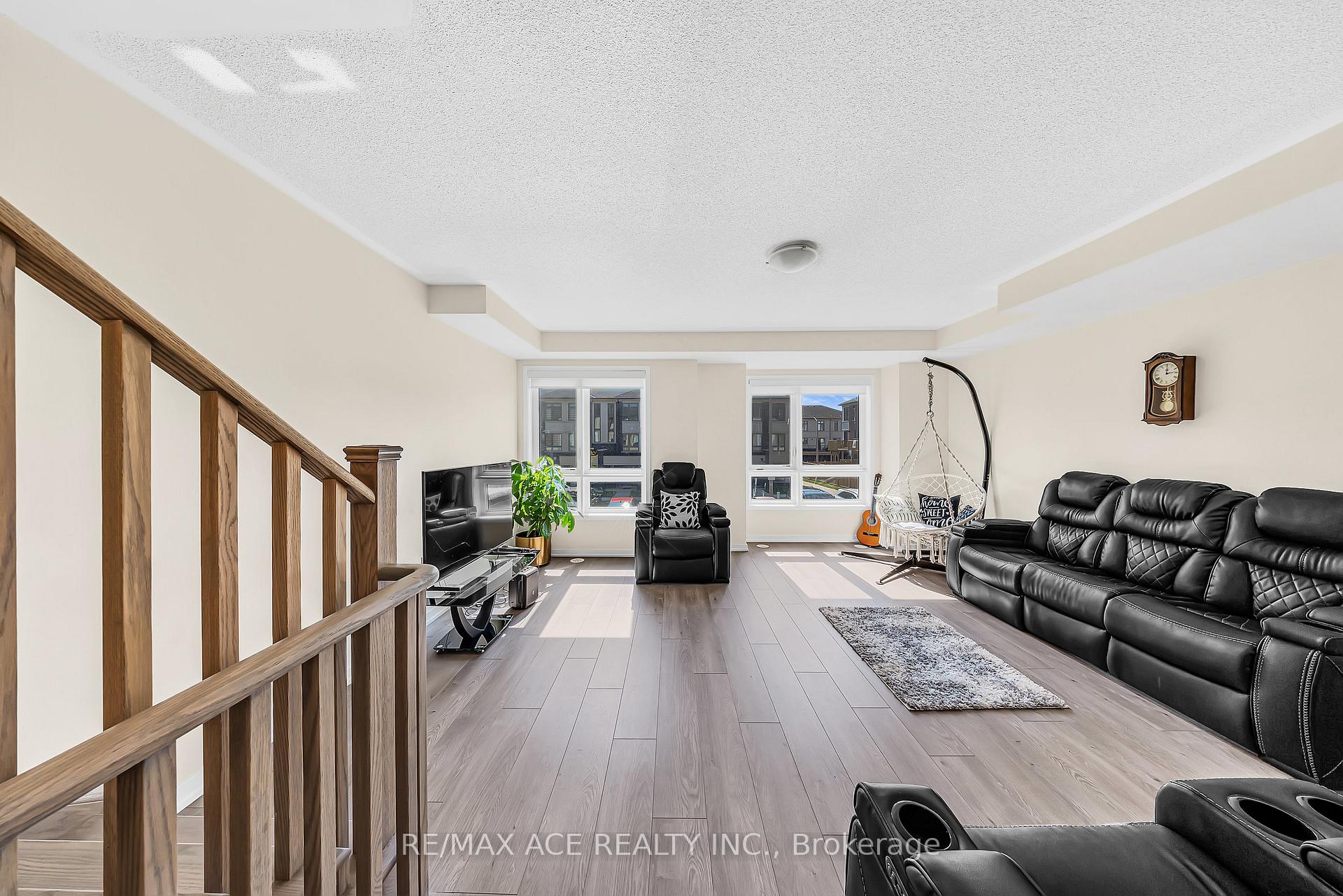Photo 16 of 1344 Bradenton Path, Oshawa, Eastdale — HOMEH