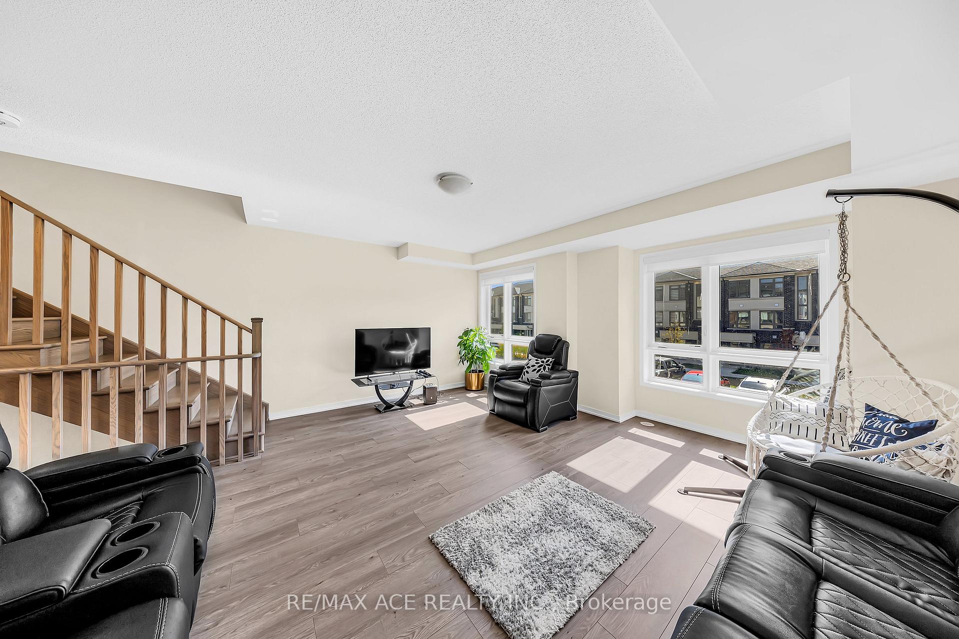 Photo 19 of 1344 Bradenton Path, Oshawa, Eastdale — HOMEH