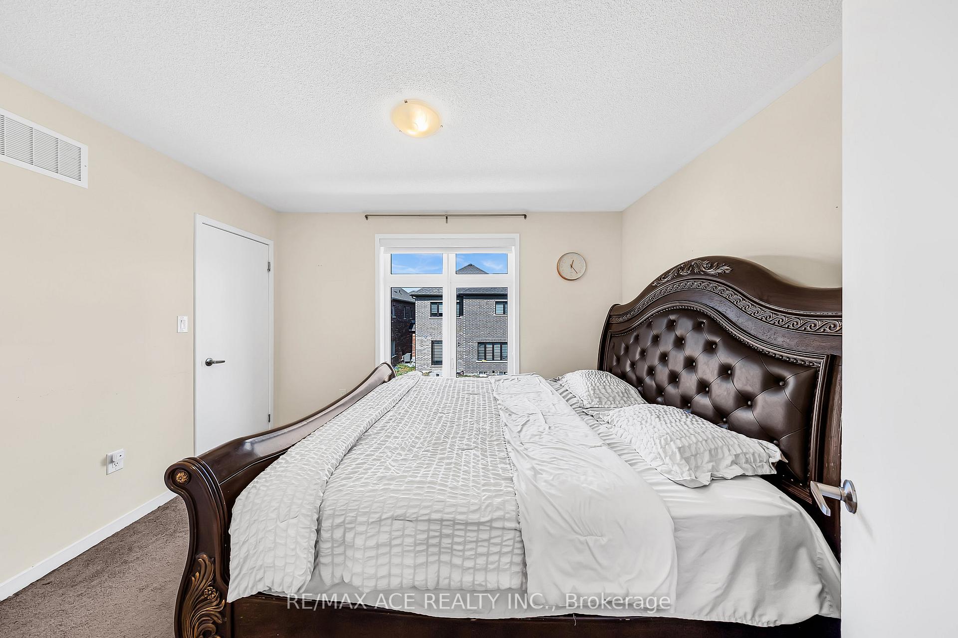 Photo 21 of 1344 Bradenton Path, Oshawa, Eastdale — HOMEH