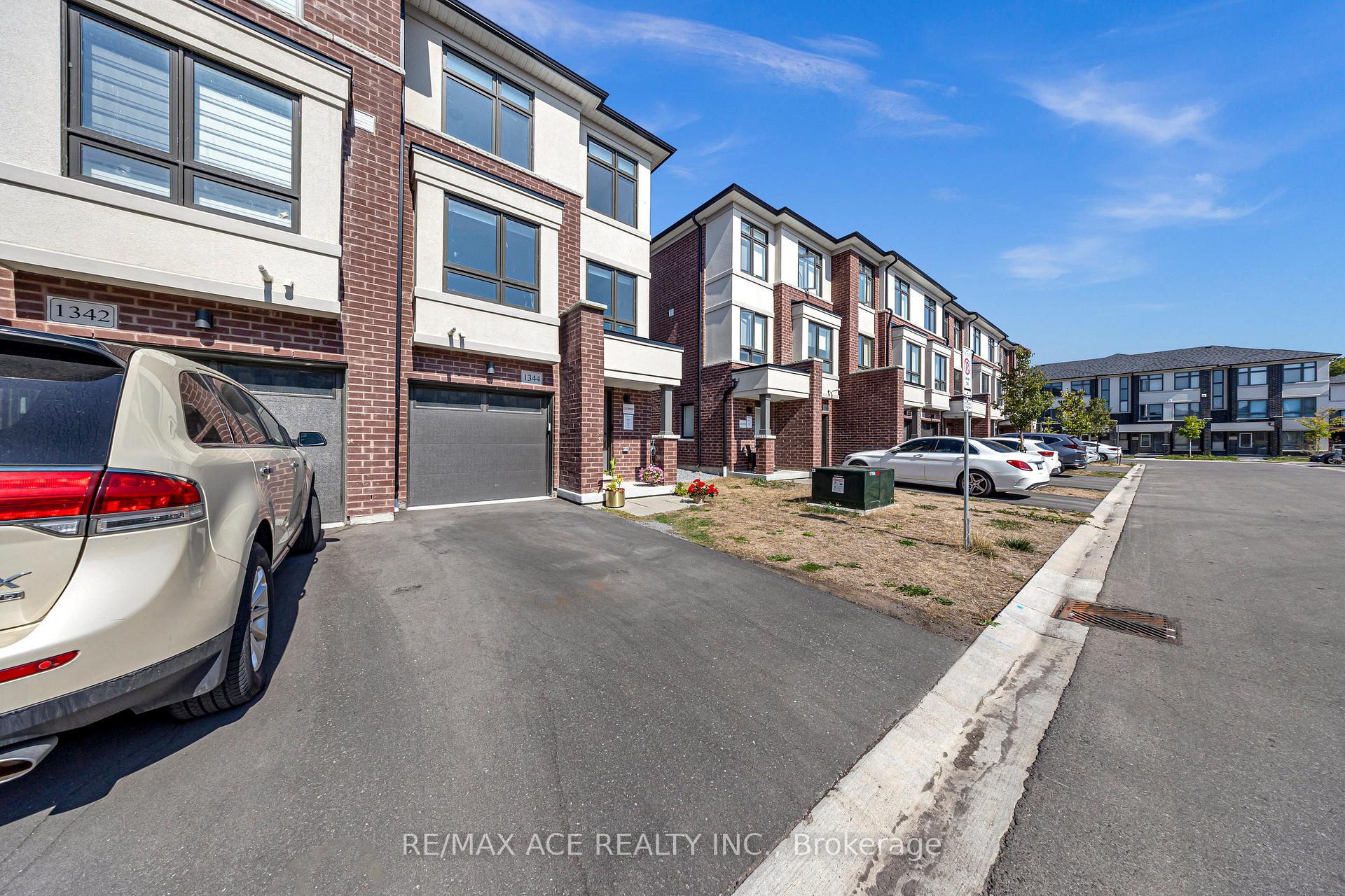 Photo 29 of 1344 Bradenton Path, Oshawa, Eastdale — HOMEH