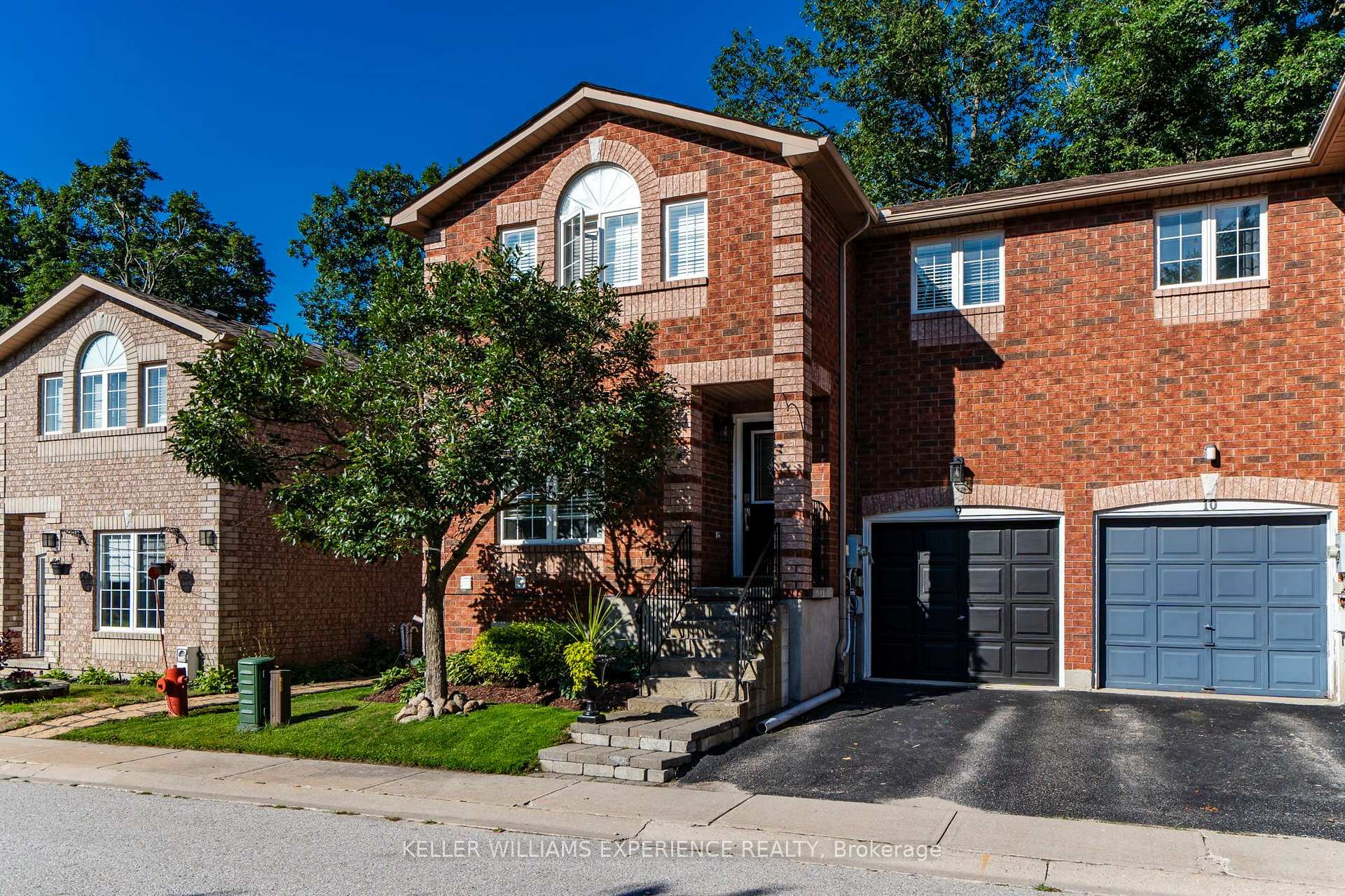 Photo 1 of Unit 9, 38 Kenwell Crescent, Barrie, Holly — HOMEH