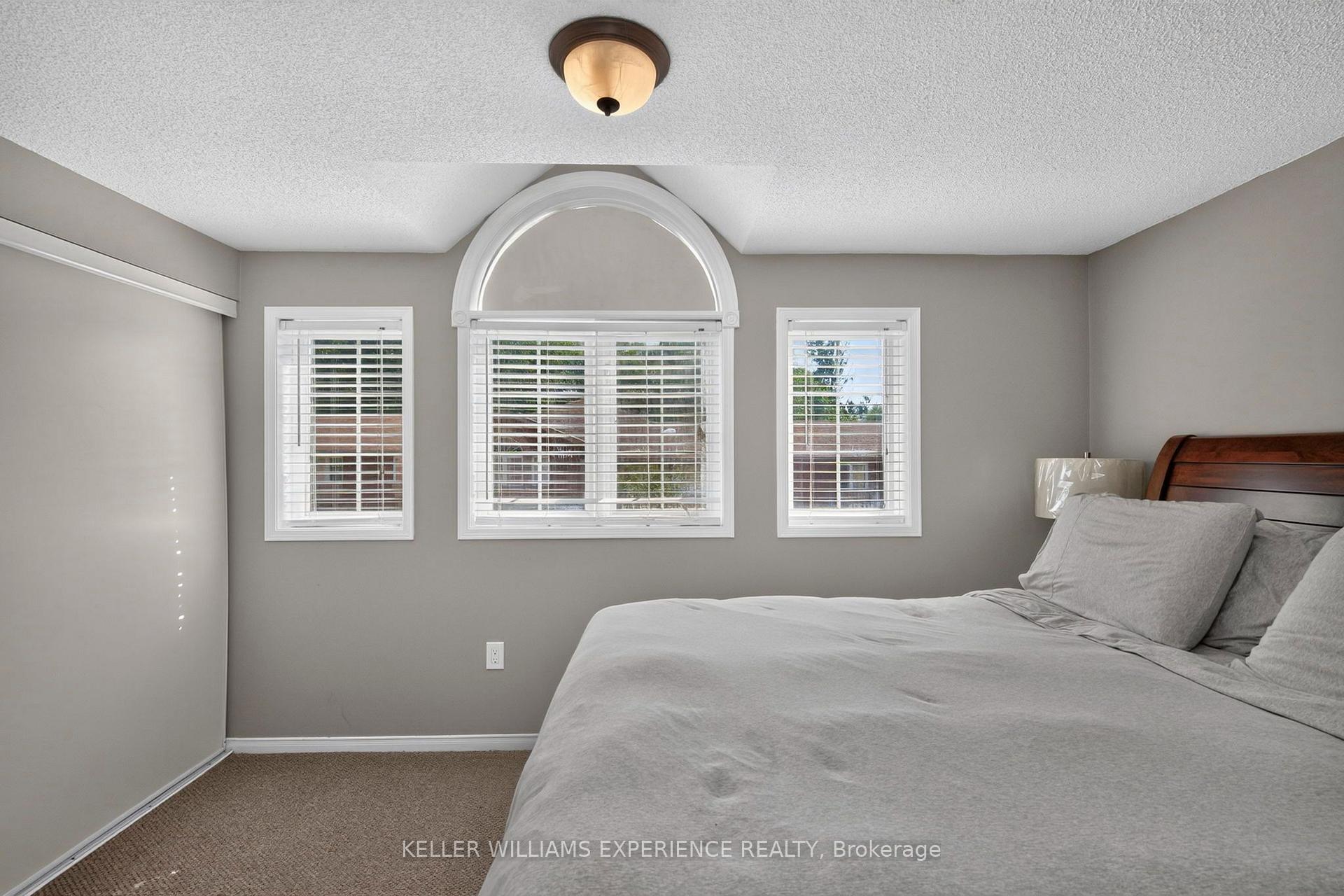 Photo 13 of Unit 9, 38 Kenwell Crescent, Barrie, Holly — HOMEH