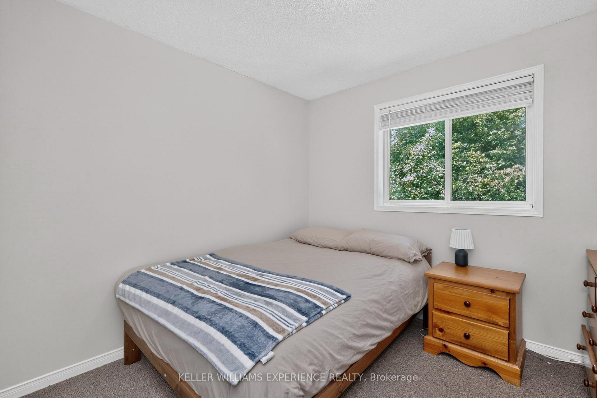 Photo 15 of Unit 9, 38 Kenwell Crescent, Barrie, Holly — HOMEH