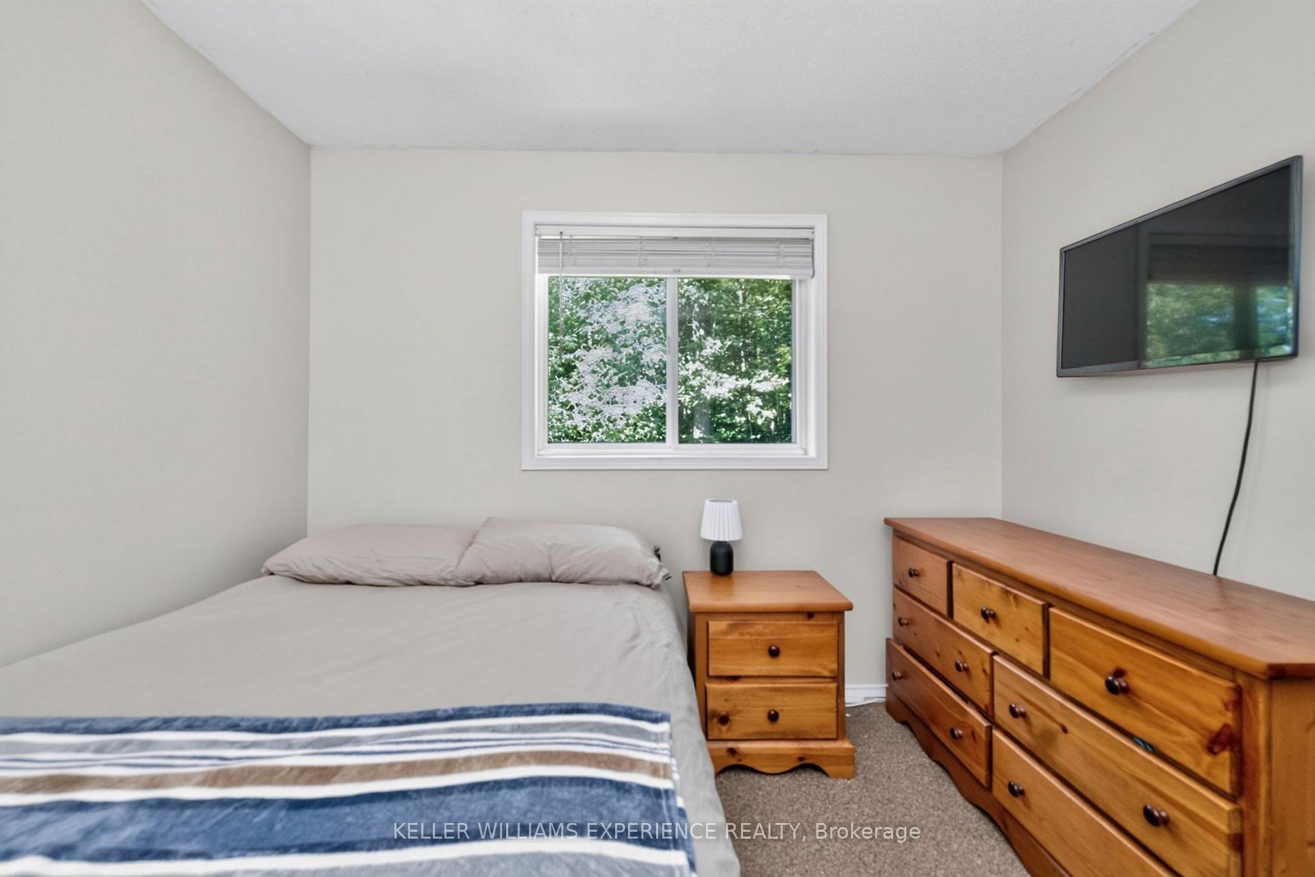 Photo 16 of Unit 9, 38 Kenwell Crescent, Barrie, Holly — HOMEH