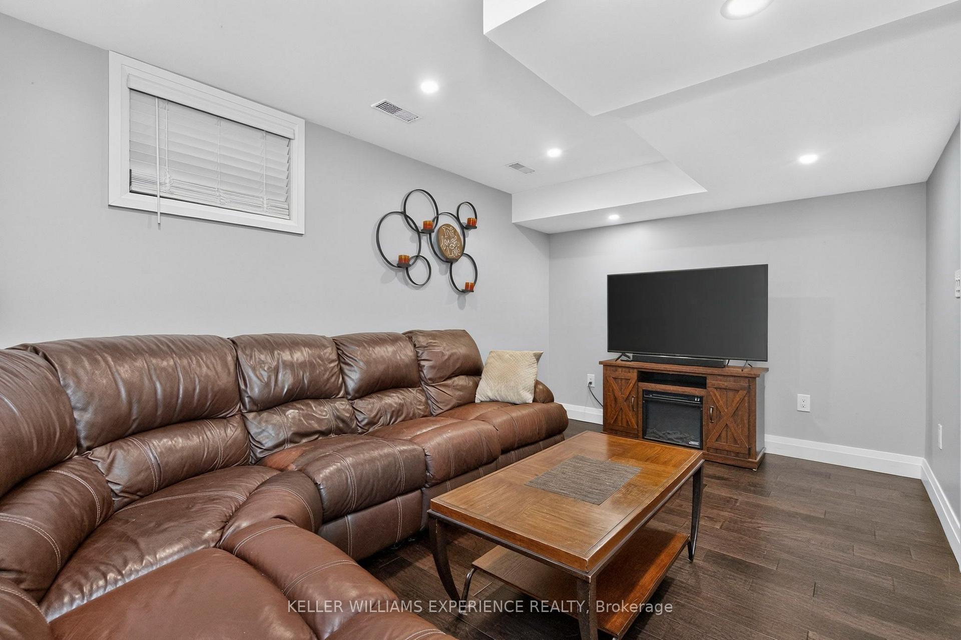 Photo 26 of Unit 9, 38 Kenwell Crescent, Barrie, Holly — HOMEH