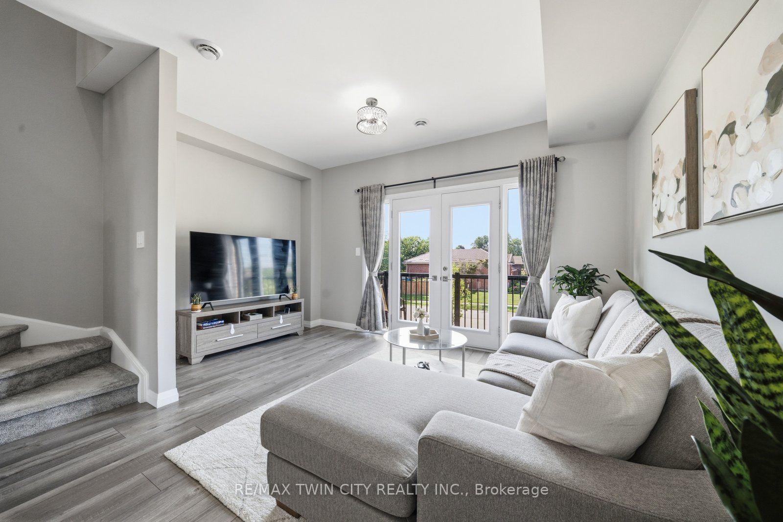Photo 13 of Unit 46, 720 Grey Street, Brantford, Echo Place — HOMEH