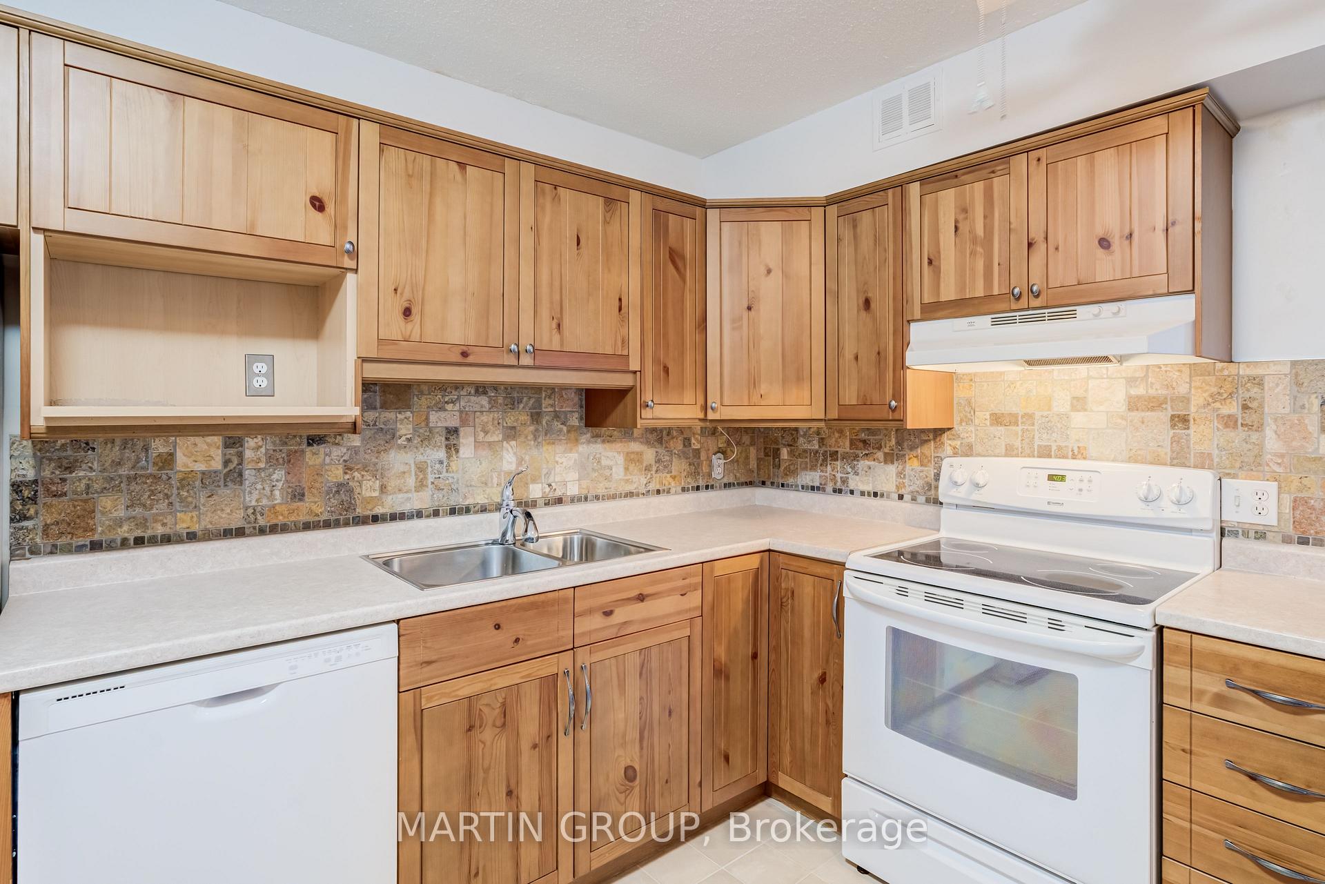 Photo 24 of Unit 1102, 5280 Lakeshore Road, Burlington, Appleby — HOMEH