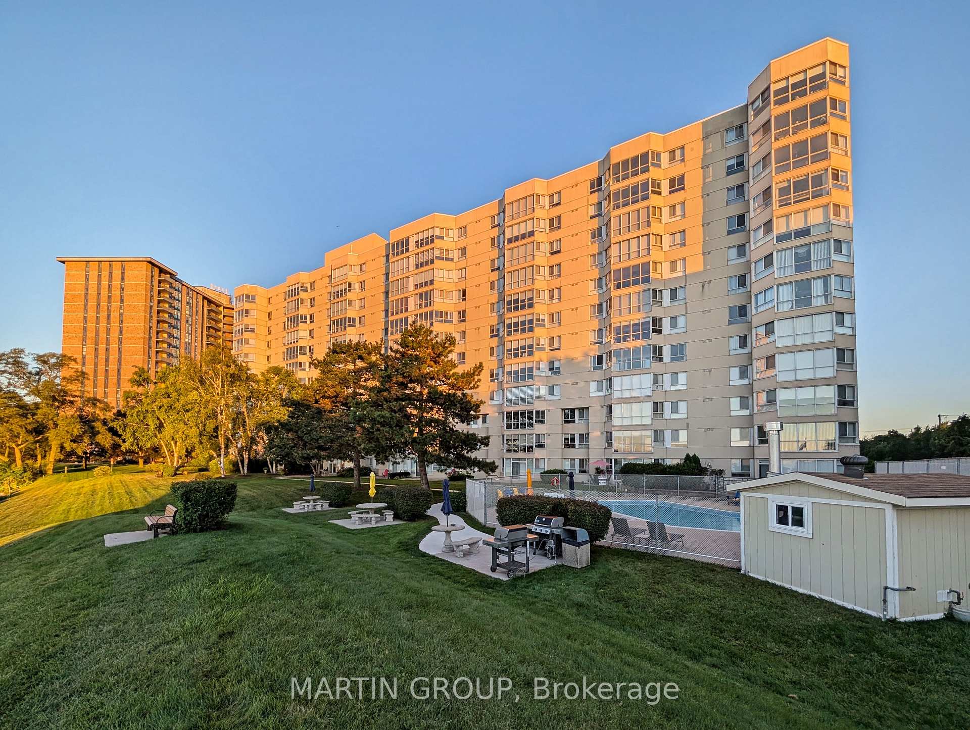 Photo 40 of Unit 1102, 5280 Lakeshore Road, Burlington, Appleby — HOMEH