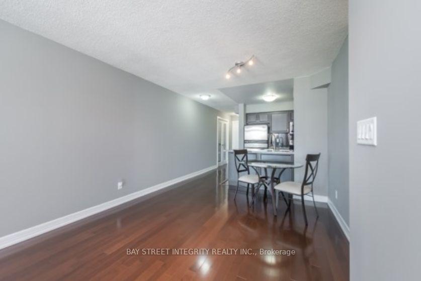 Photo 3 of Unit 2101, 16 Harrison Garden Boulevard, North York, Willowdale East — HOMEH