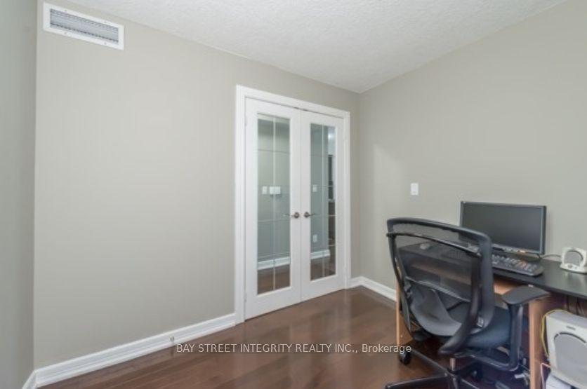 Photo 6 of Unit 2101, 16 Harrison Garden Boulevard, North York, Willowdale East — HOMEH