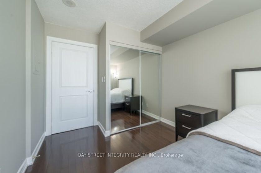 Photo 7 of Unit 2101, 16 Harrison Garden Boulevard, North York, Willowdale East — HOMEH