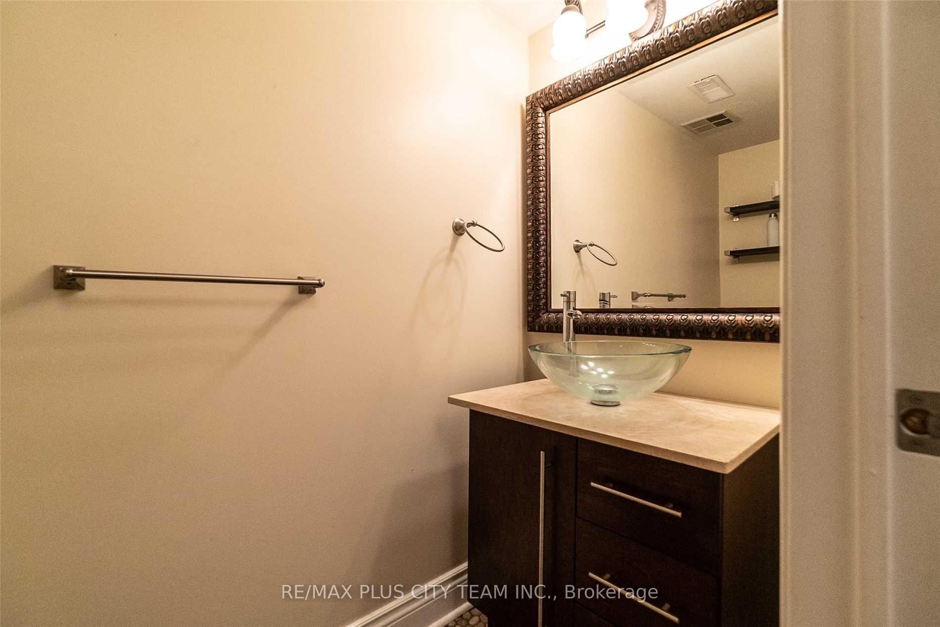 Photo 11 of Unit Th 8C, 801 King Street, Toronto, Niagara — HOMEH