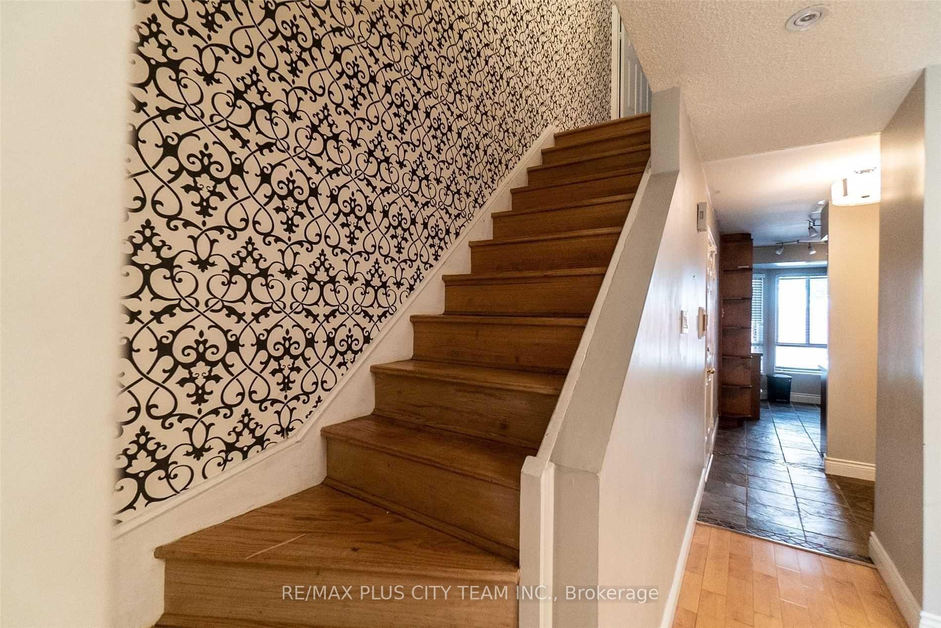 Photo 12 of Unit Th 8C, 801 King Street, Toronto, Niagara — HOMEH
