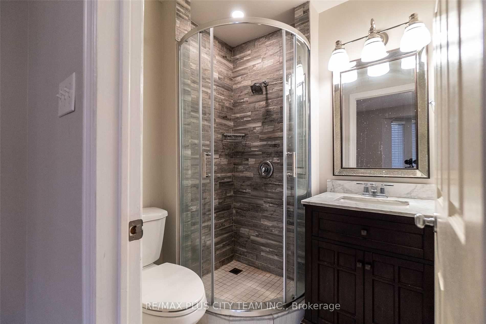 Photo 16 of Unit Th 8C, 801 King Street, Toronto, Niagara — HOMEH