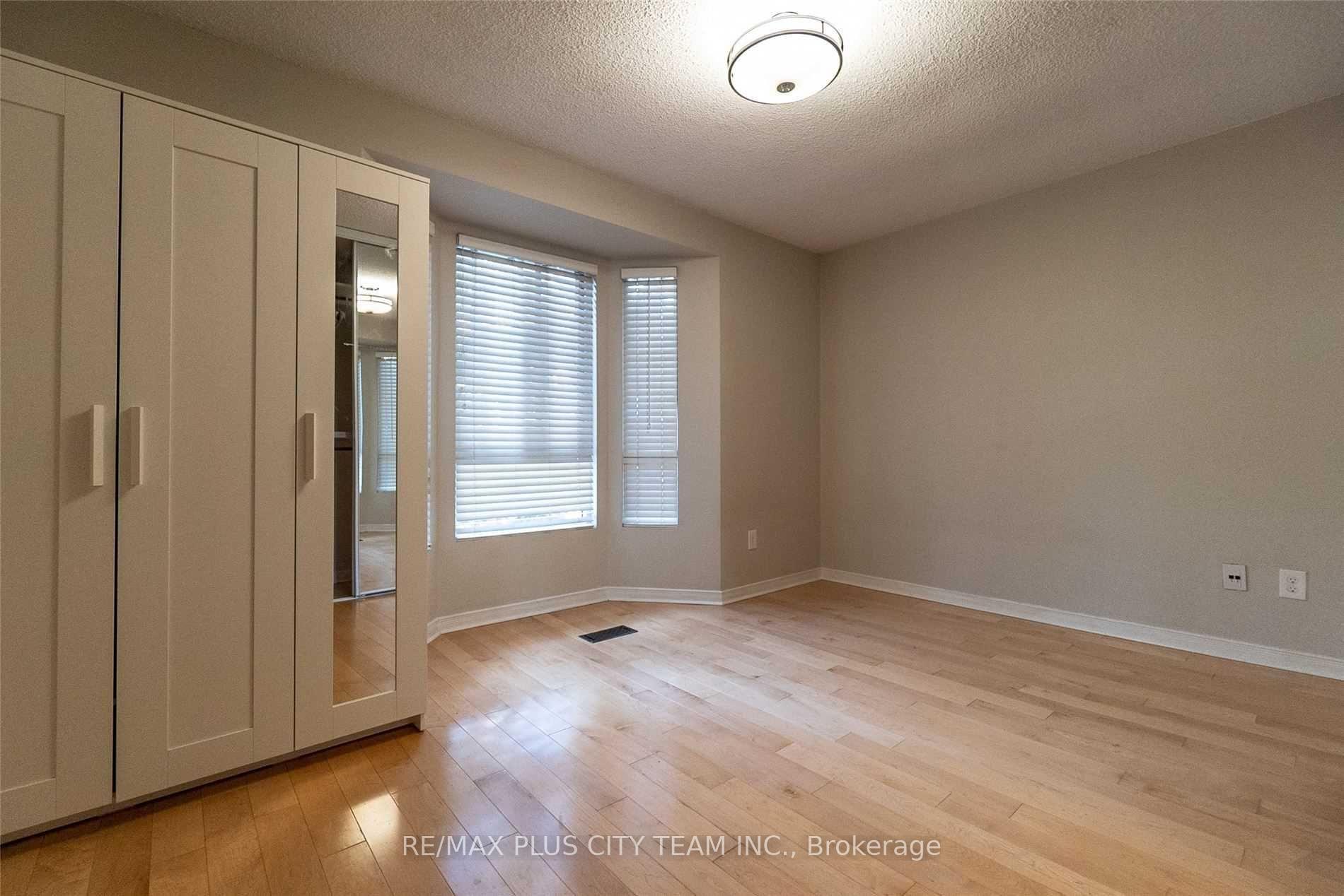 Photo 17 of Unit Th 8C, 801 King Street, Toronto, Niagara — HOMEH
