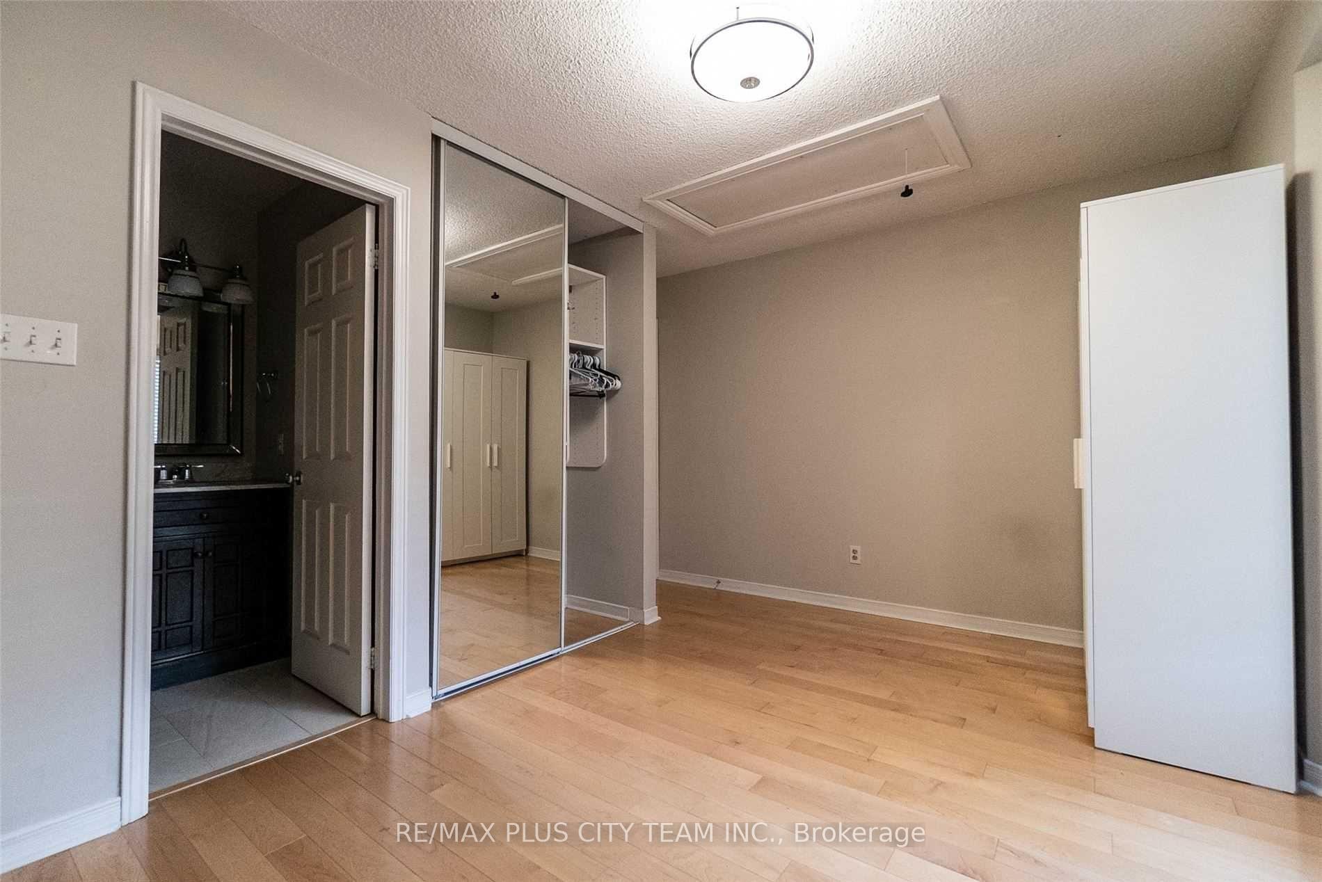 Photo 18 of Unit Th 8C, 801 King Street, Toronto, Niagara — HOMEH