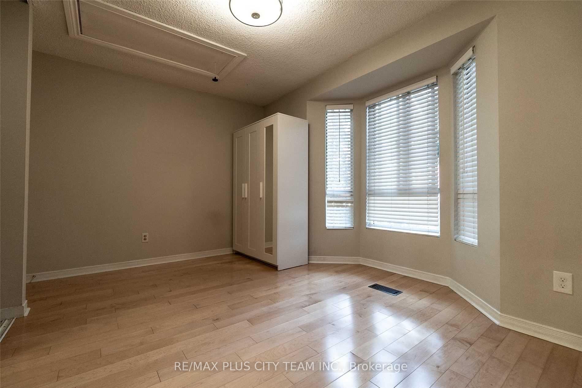 Photo 19 of Unit Th 8C, 801 King Street, Toronto, Niagara — HOMEH