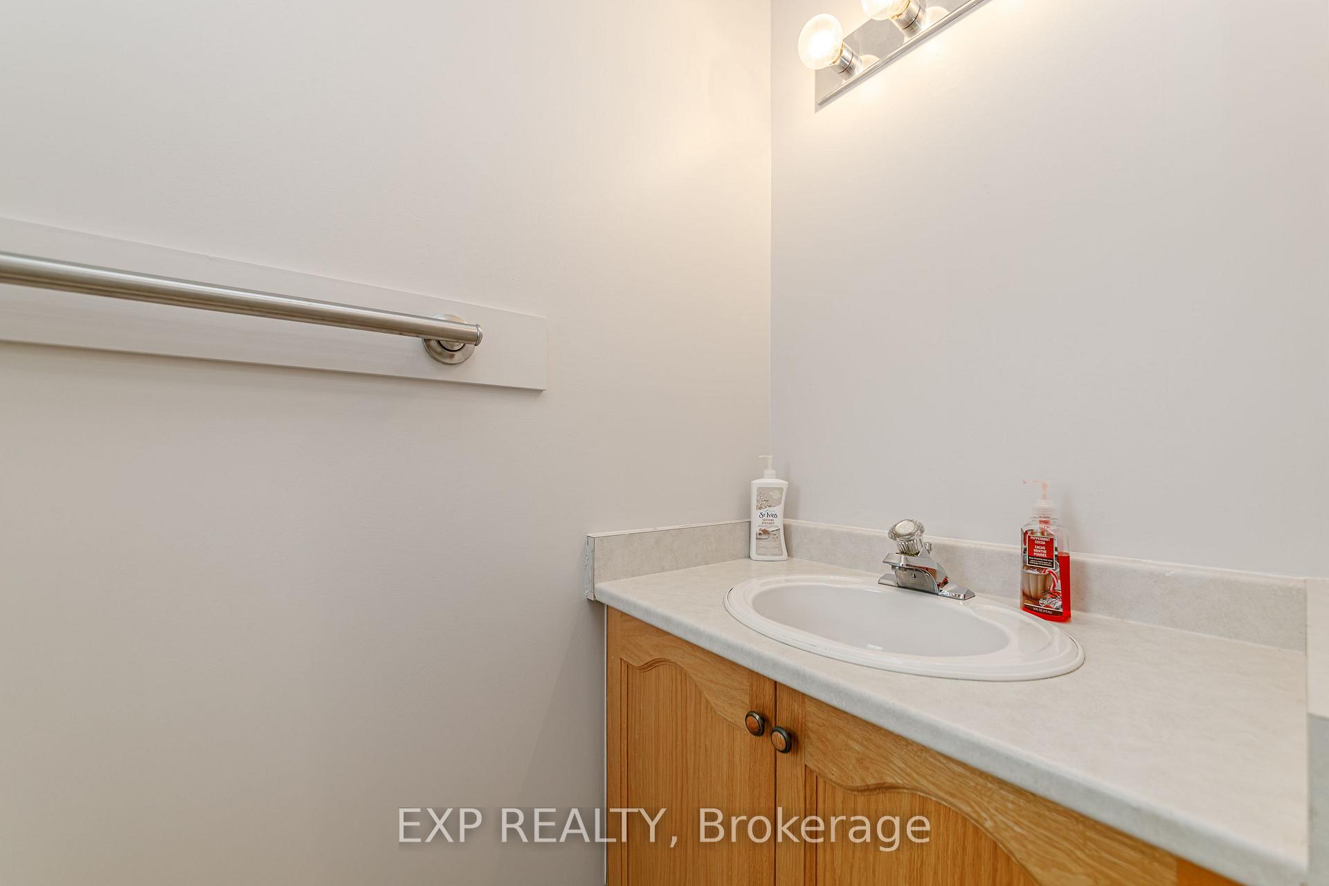 Photo 5 of 4412 Wildmint Square, Ottawa, Riverside South/Gloucester Glen — HOMEH