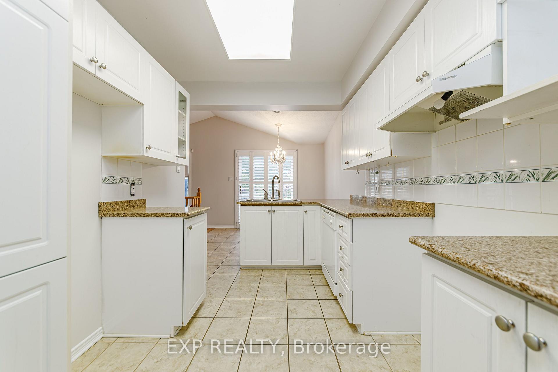 Photo 15 of 4412 Wildmint Square, Ottawa, Riverside South/Gloucester Glen — HOMEH