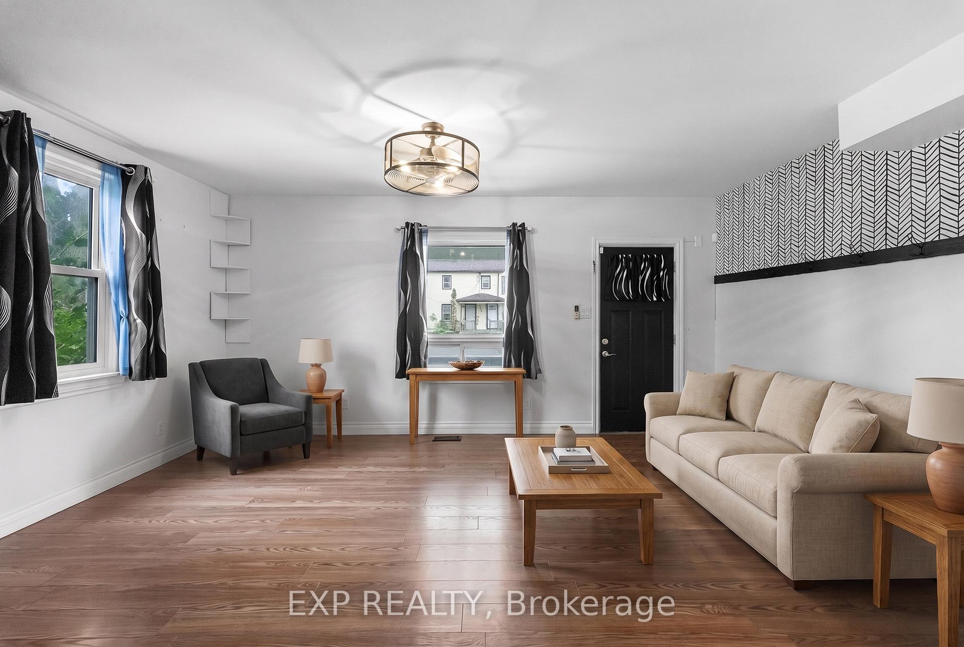 Photo 4 of 76 Bell Street, Port Colborne, Killaly East — HOMEH