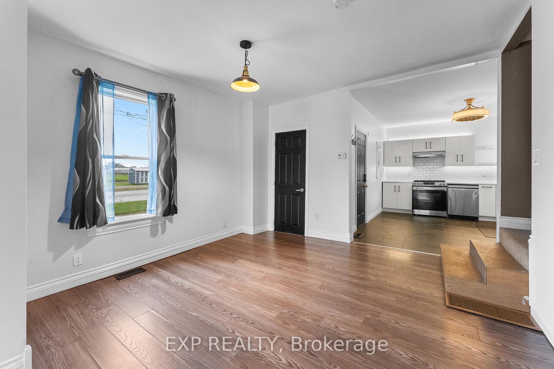 Photo 10 of 76 Bell Street, Port Colborne, Killaly East — HOMEH