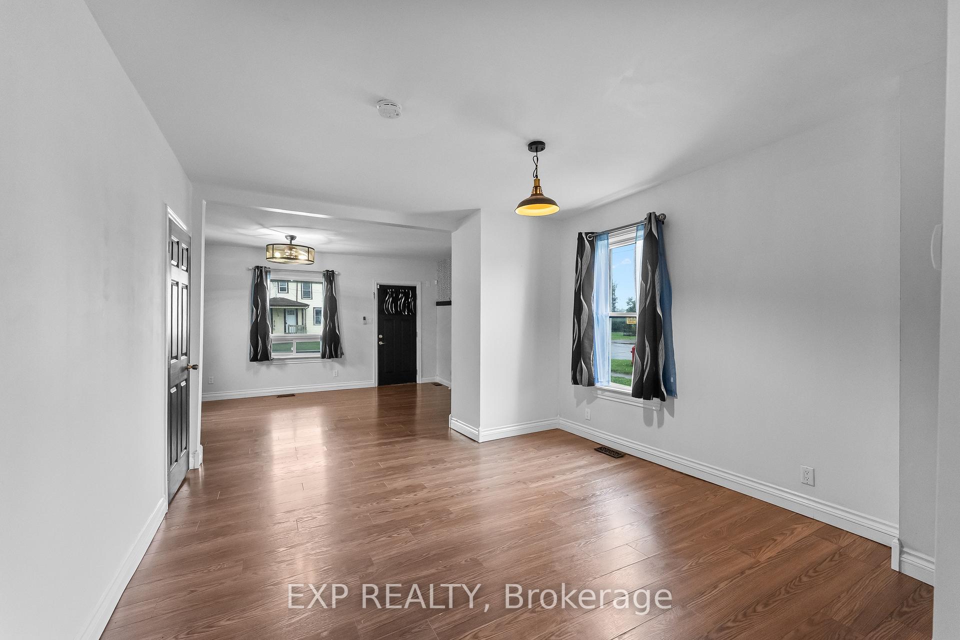 Photo 11 of 76 Bell Street, Port Colborne, Killaly East — HOMEH