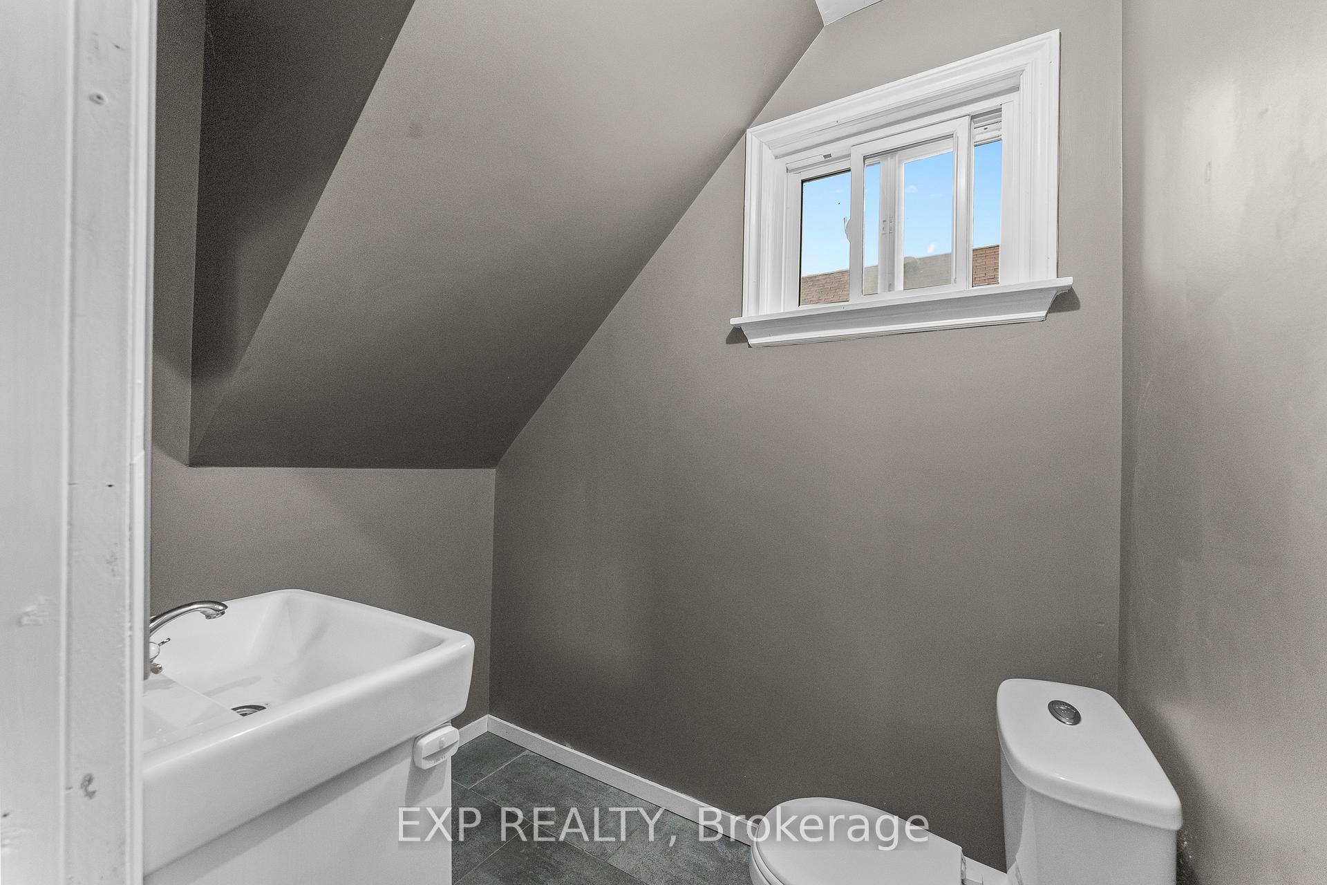 Photo 13 of 76 Bell Street, Port Colborne, Killaly East — HOMEH