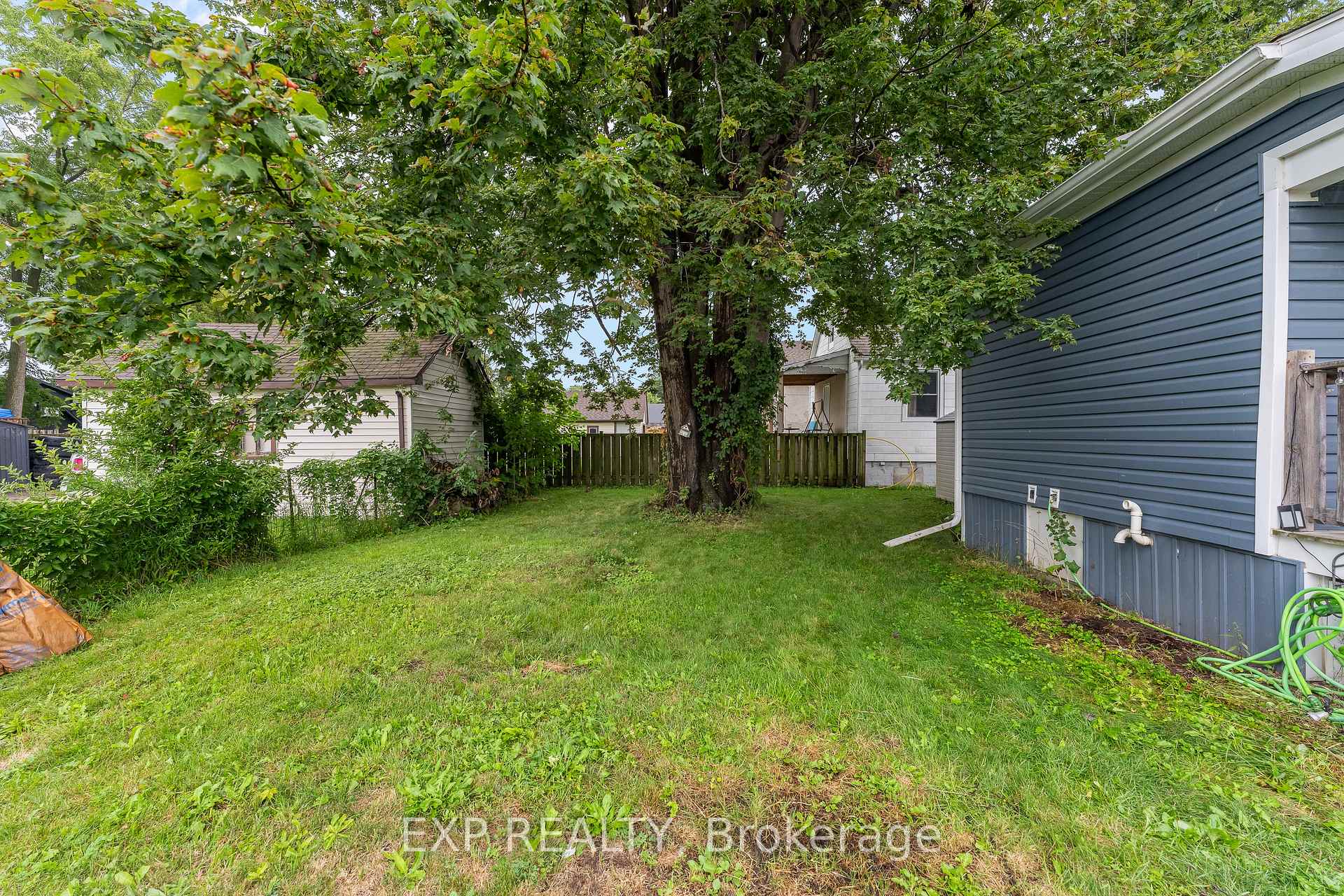 Photo 38 of 76 Bell Street, Port Colborne, Killaly East — HOMEH
