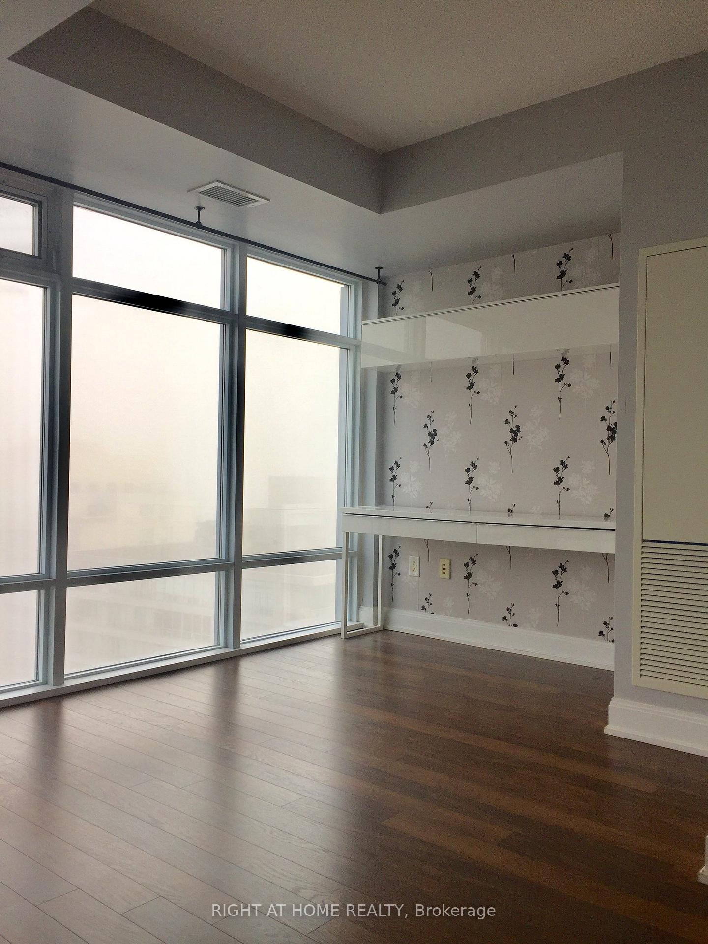 Photo 8 of Unit 2010, 2191 Yonge Street, Toronto, Mount Pleasant West — HOMEH