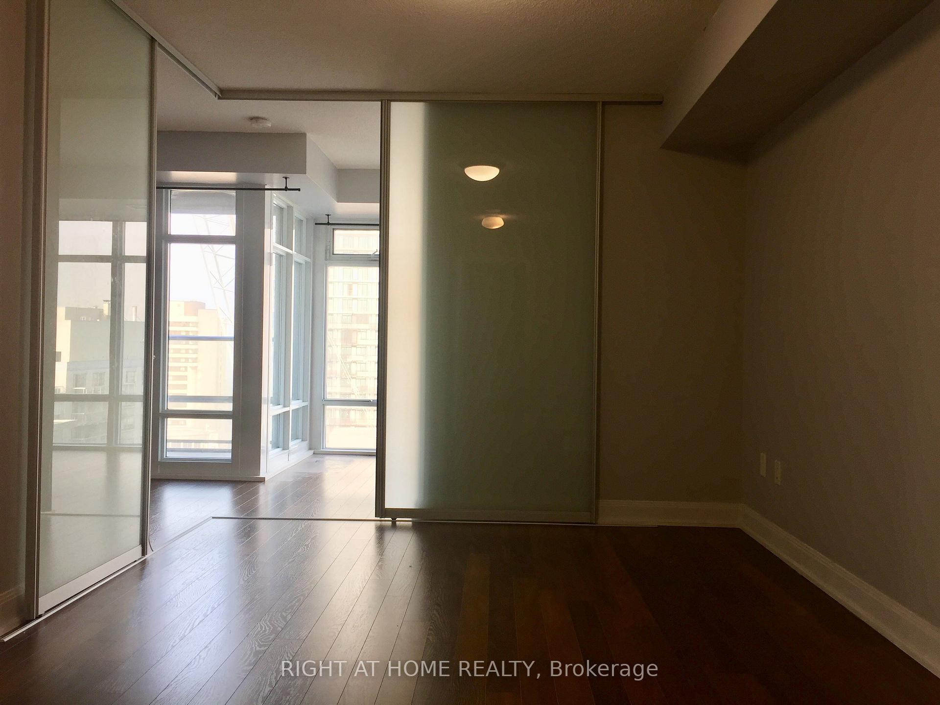 Photo 10 of Unit 2010, 2191 Yonge Street, Toronto, Mount Pleasant West — HOMEH