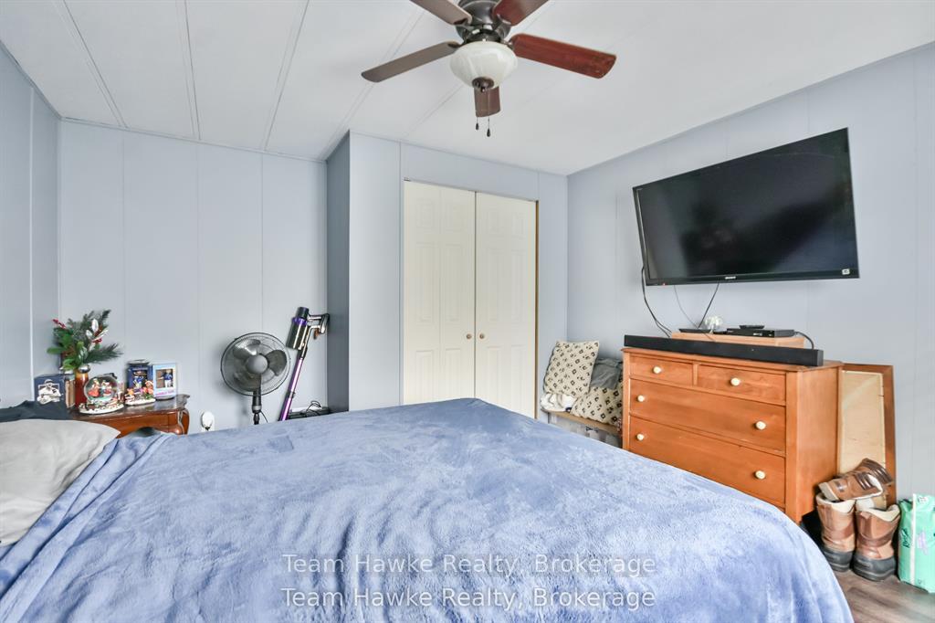 Photo 22 of 48 Northland Drive, Midland — HOMEH