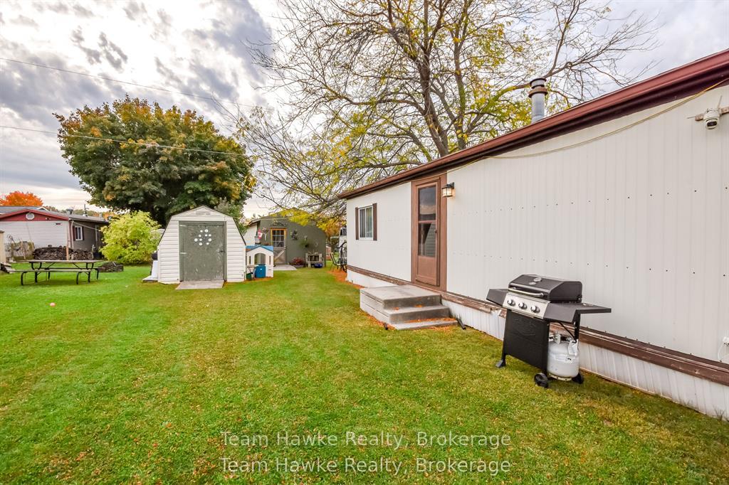 Photo 23 of 48 Northland Drive, Midland — HOMEH