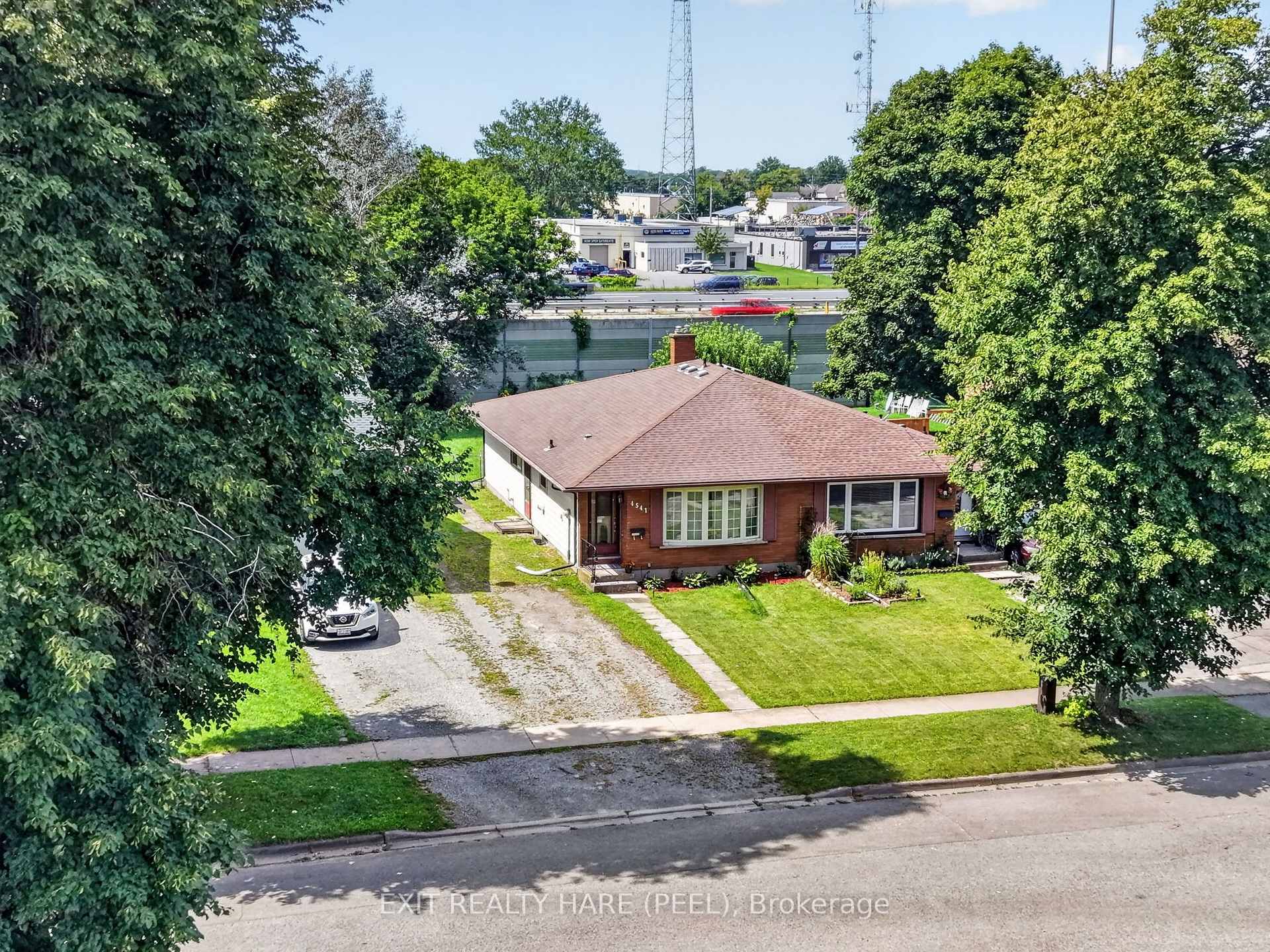 Front of 4541 Sussex Drive